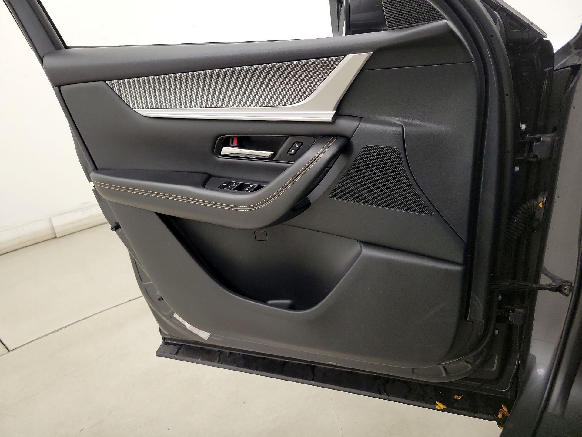 Thumbnail: 2024 Mazda CX-90 - 12