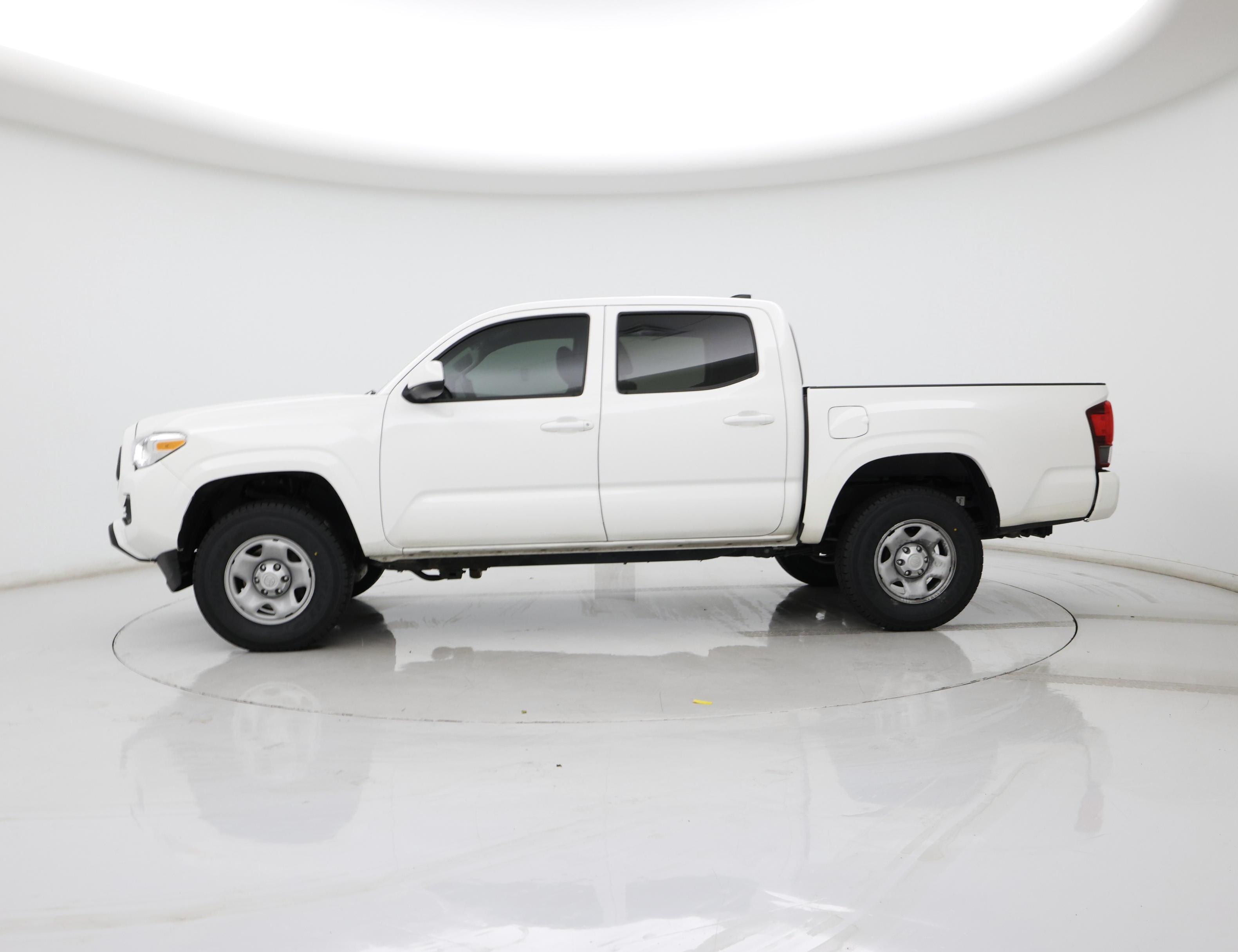 Thumbnail: 2023 Toyota Tacoma - 3