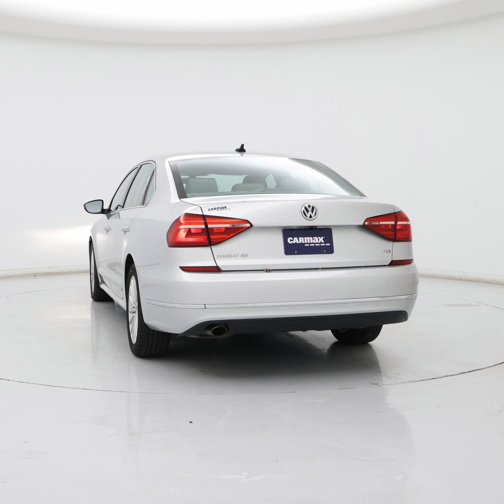 Thumbnail: 2016 Volkswagen Passat - 6