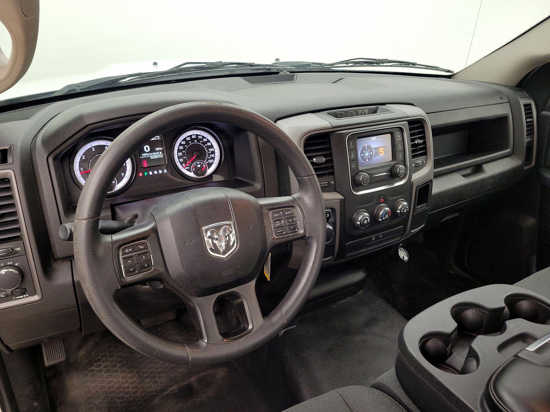 Thumbnail: 2022 RAM 1500 Classic - 9