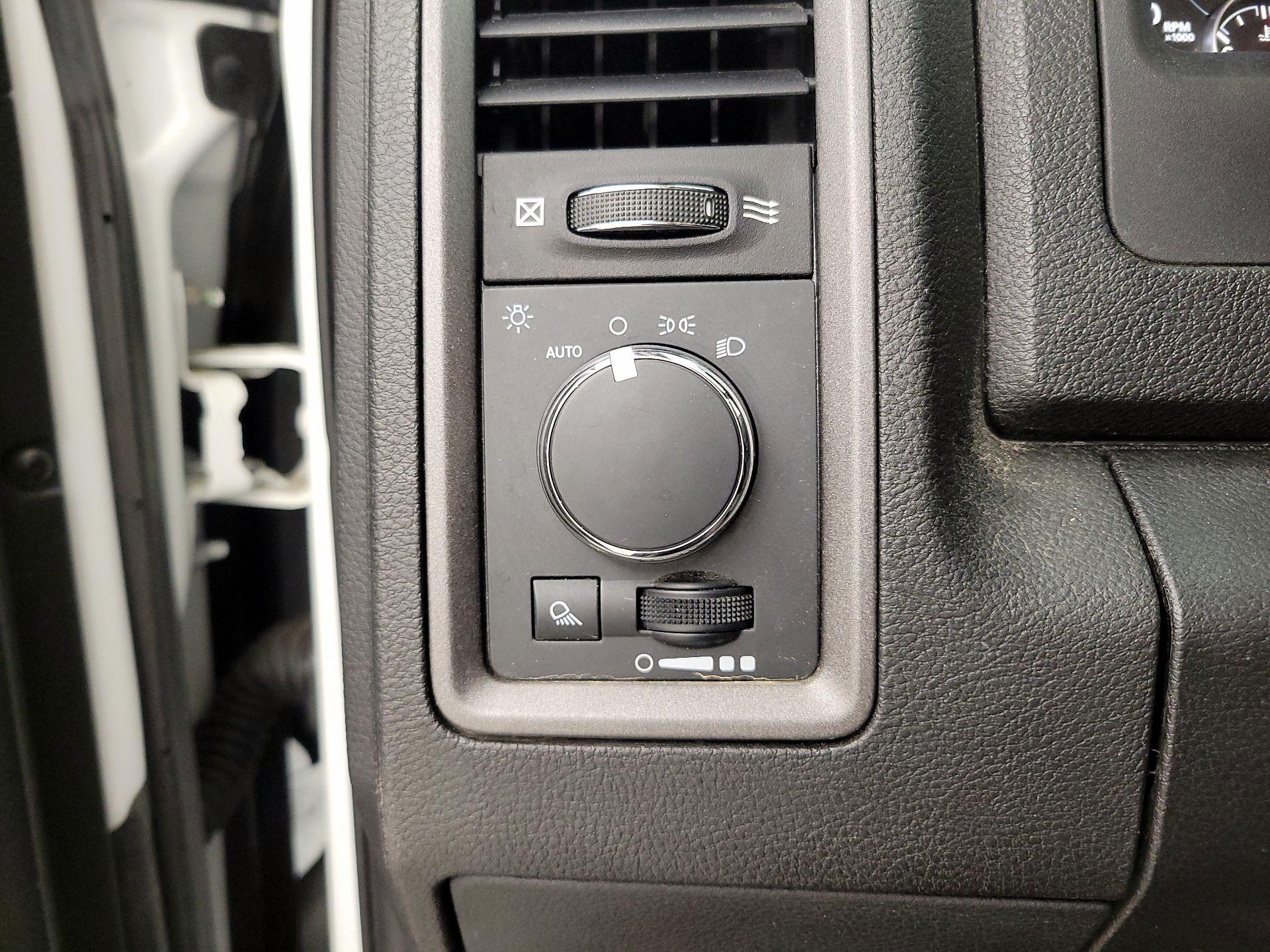 Thumbnail: 2022 RAM 1500 Classic - 13