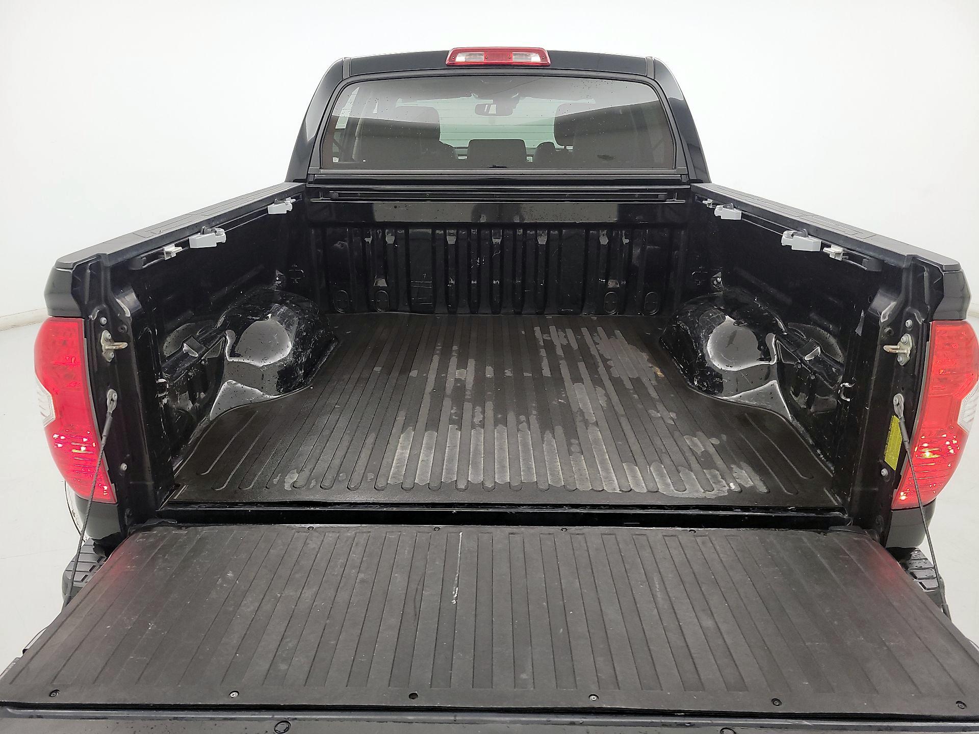Thumbnail: 2018 Toyota Tundra - 17
