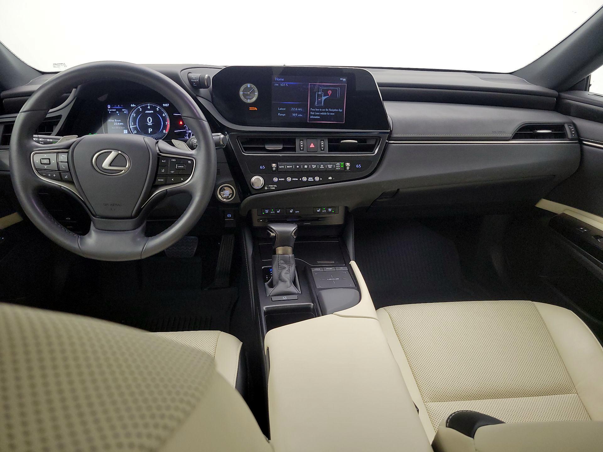 Thumbnail: 2022 Lexus ES - 9