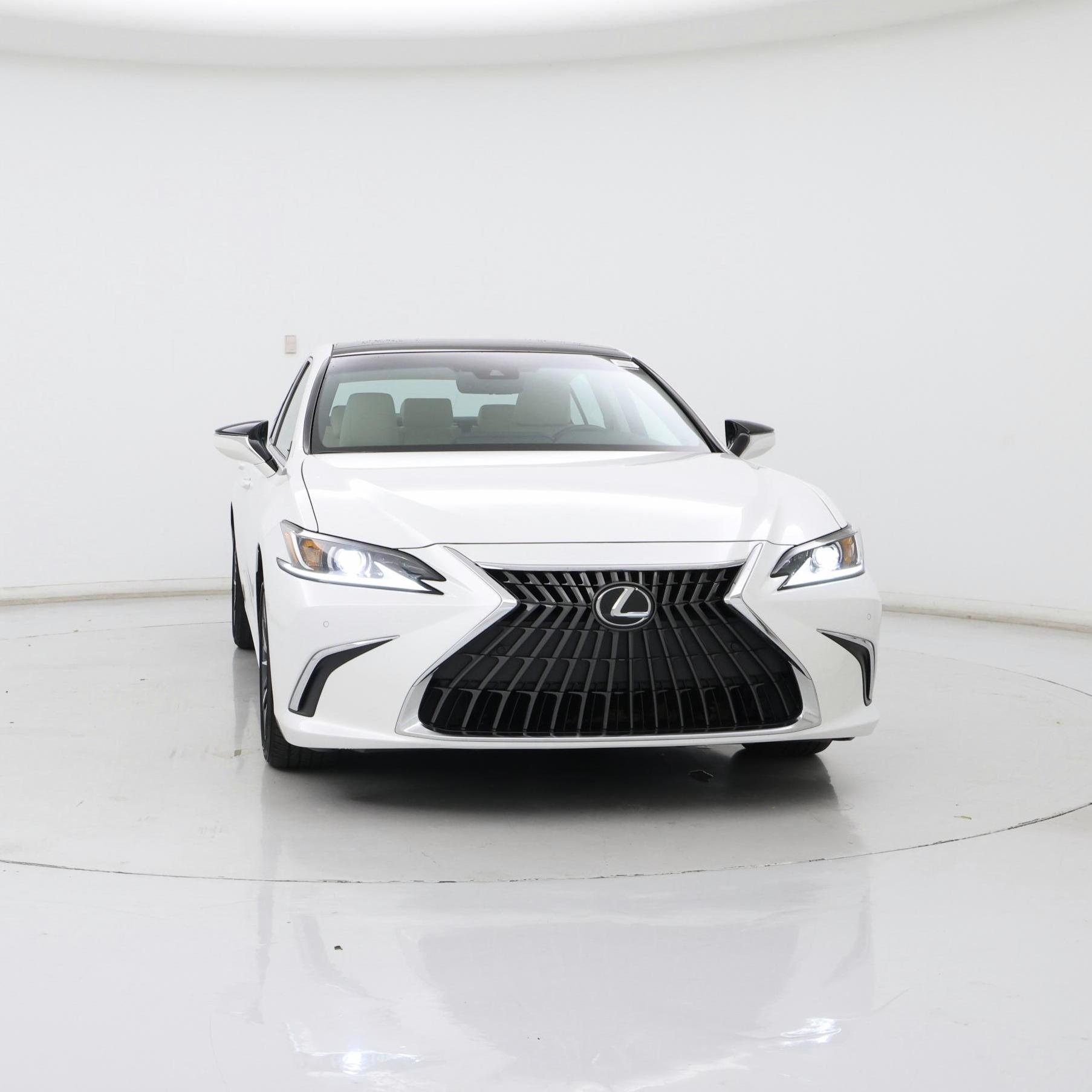 Thumbnail: 2022 Lexus ES - 5
