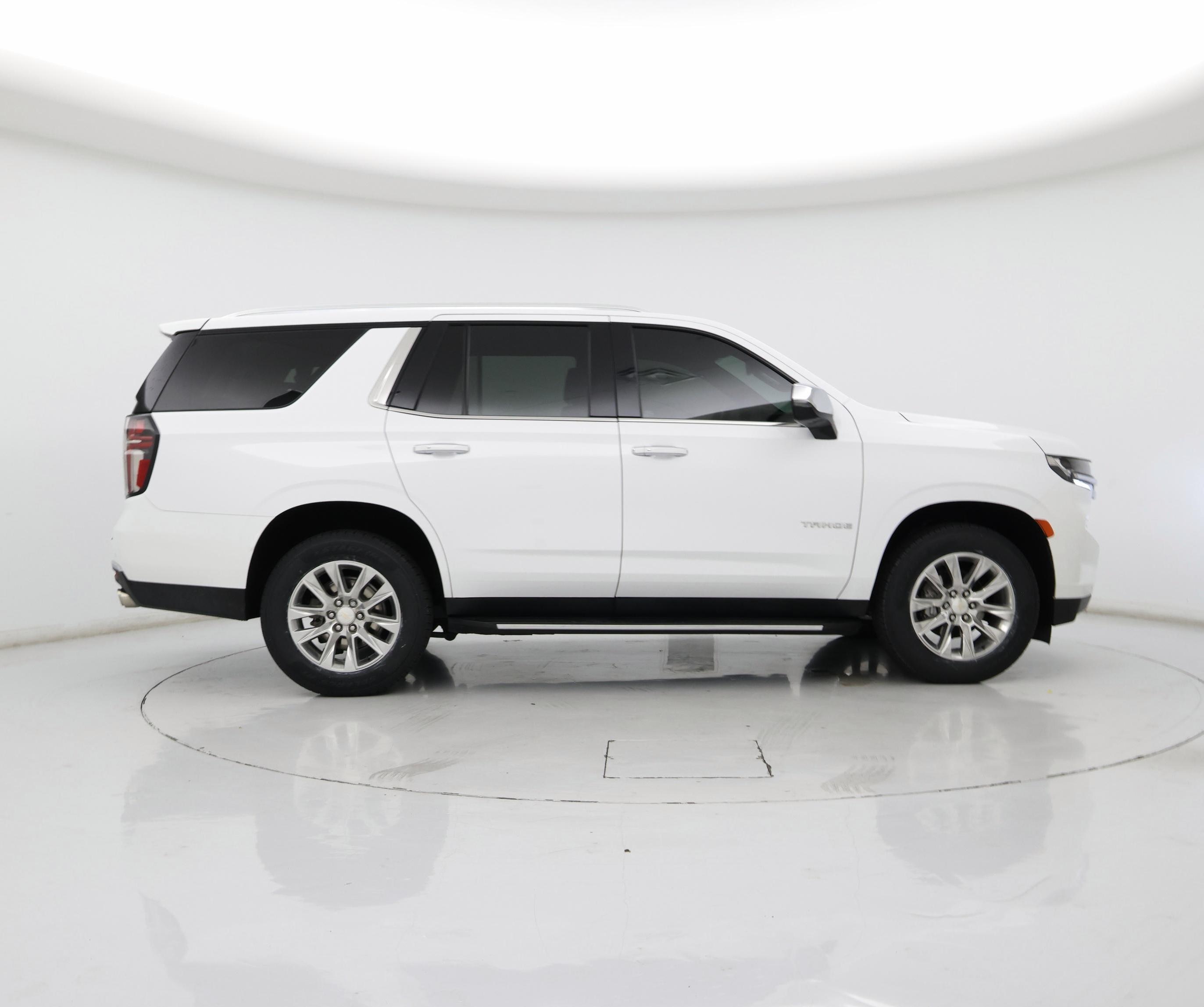Thumbnail: 2022 Chevrolet Tahoe - 7