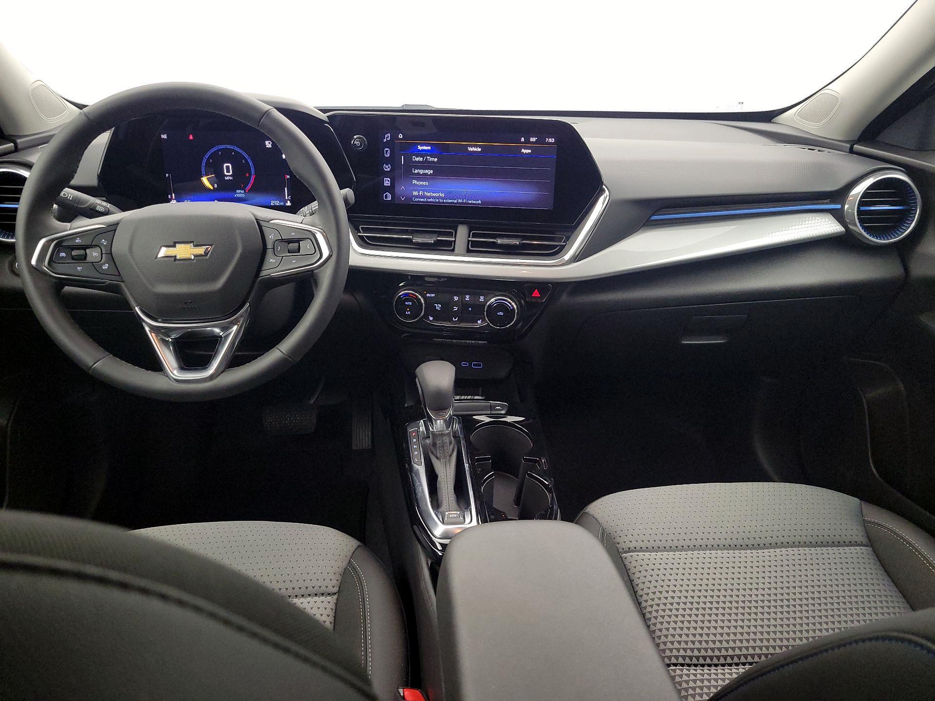 Thumbnail: 2025 Chevrolet Trax - 9