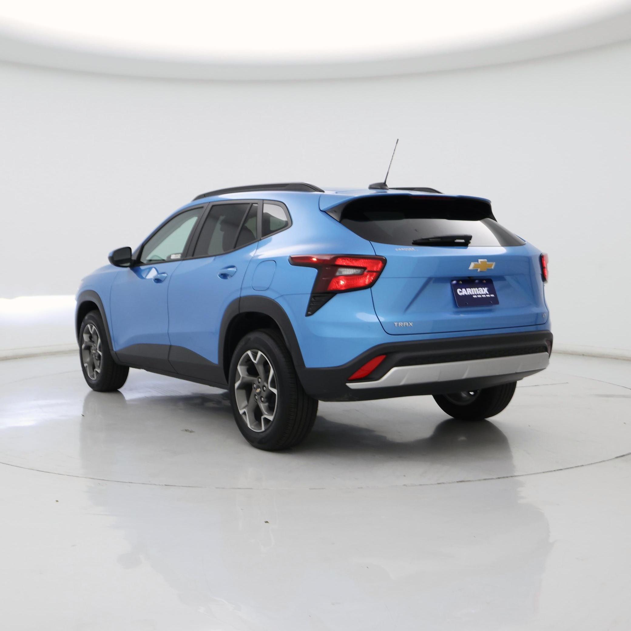 Thumbnail: 2025 Chevrolet Trax - 2