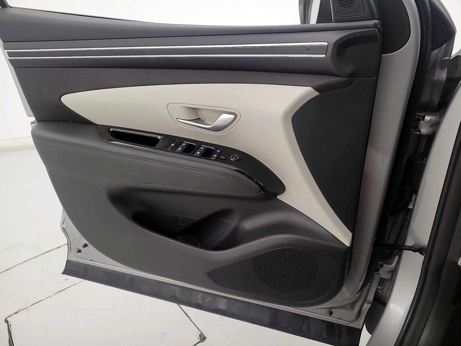 Thumbnail: 2023 Hyundai Tucson - 12