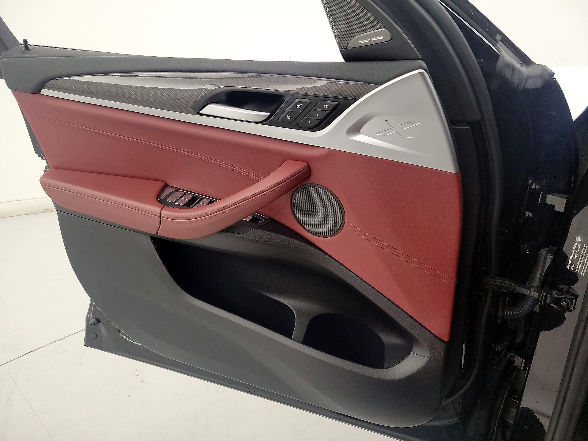 Thumbnail: 2021 BMW X4 - 12