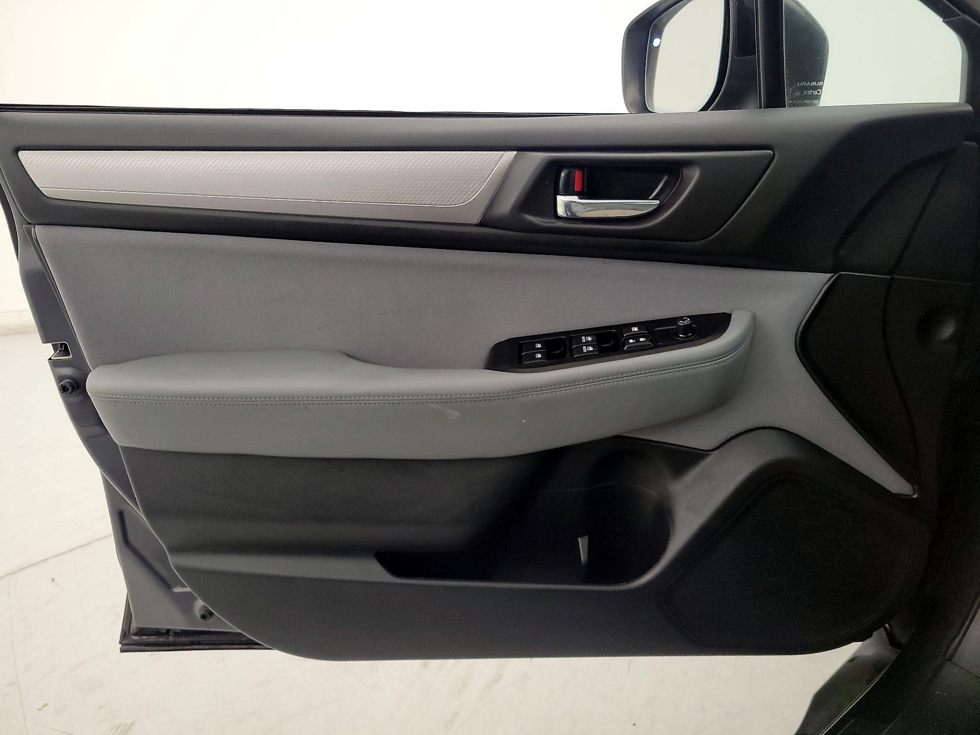Thumbnail: 2019 Subaru Outback - 12
