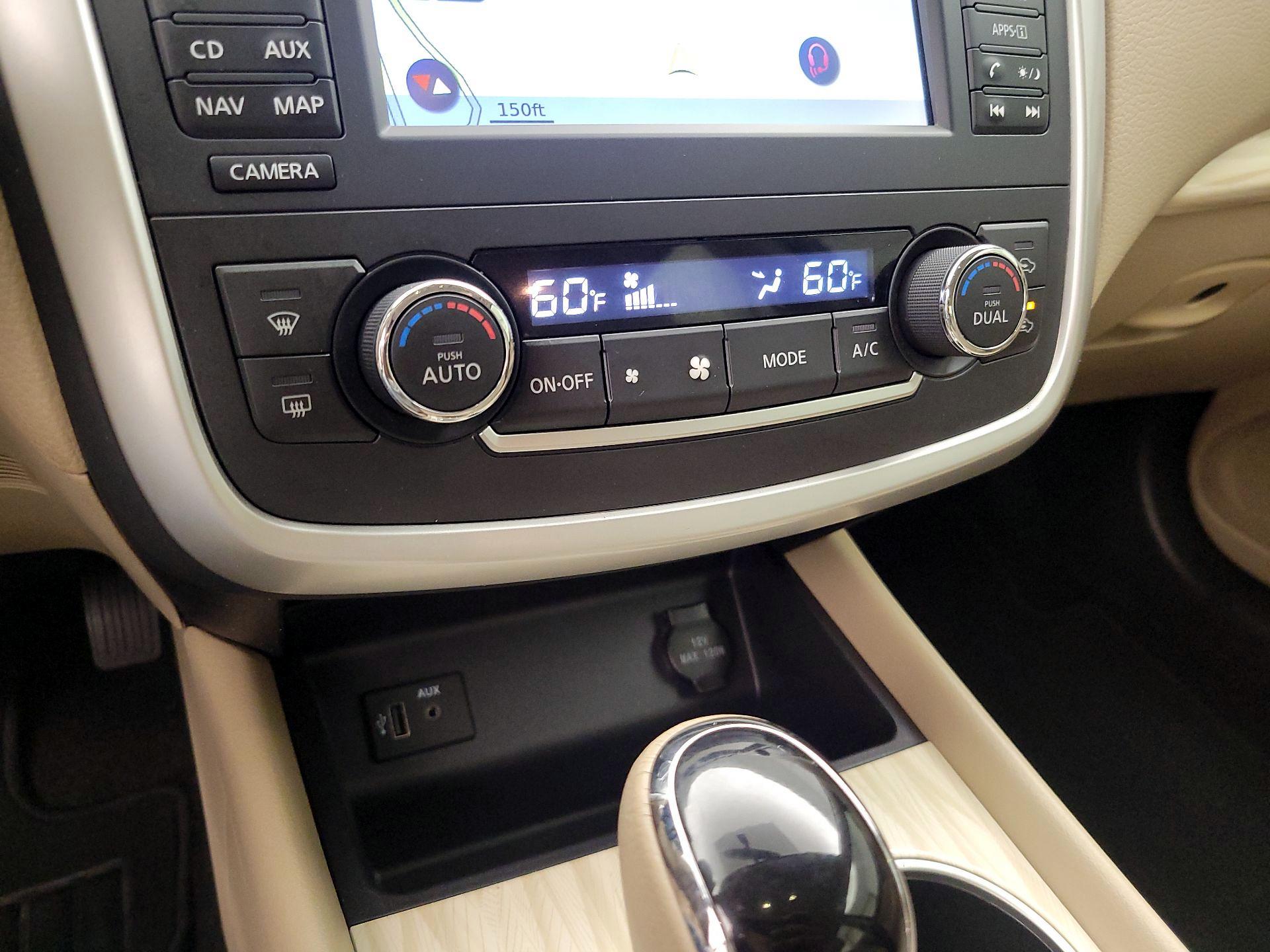 Thumbnail: 2017 Nissan Altima - 14