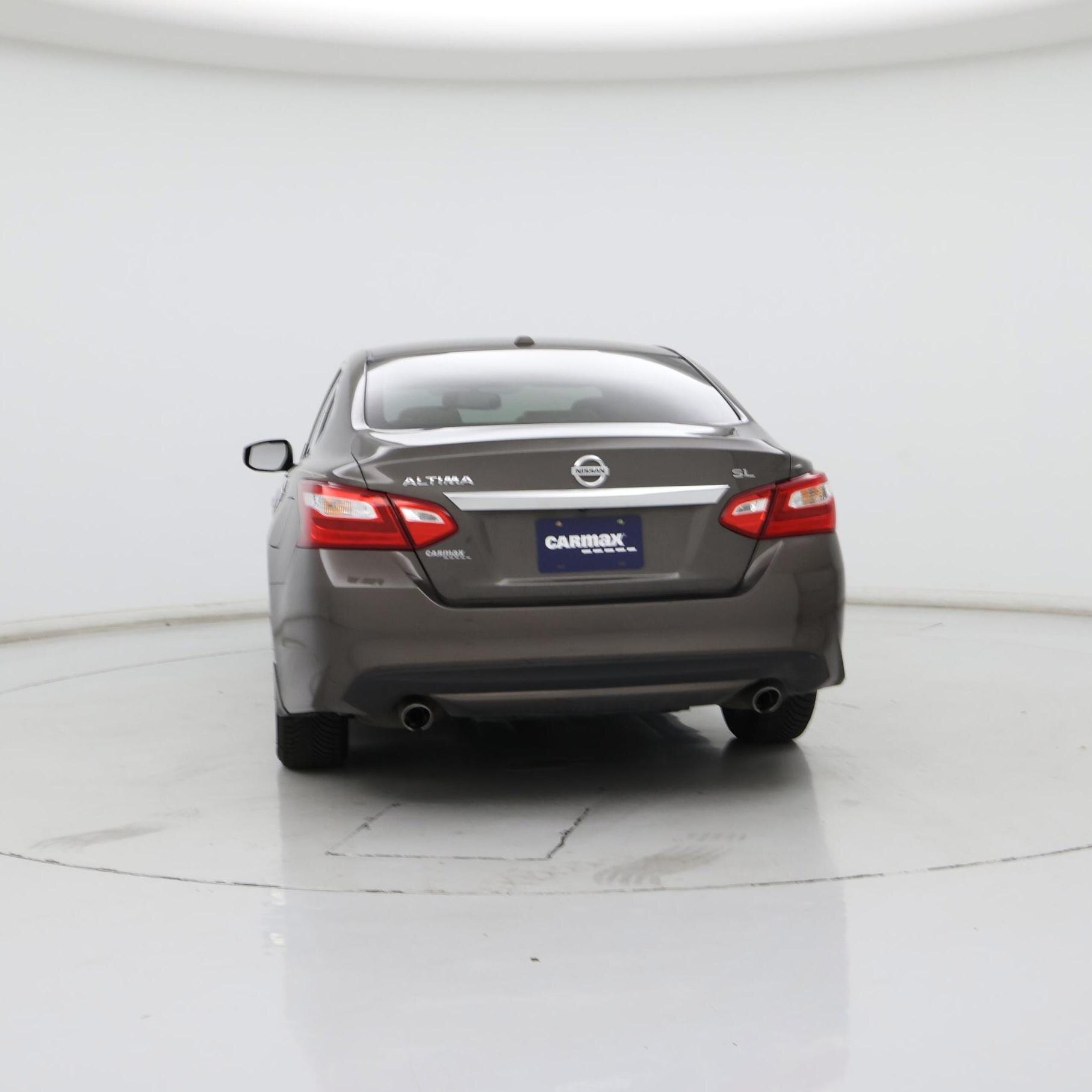 Thumbnail: 2017 Nissan Altima - 6