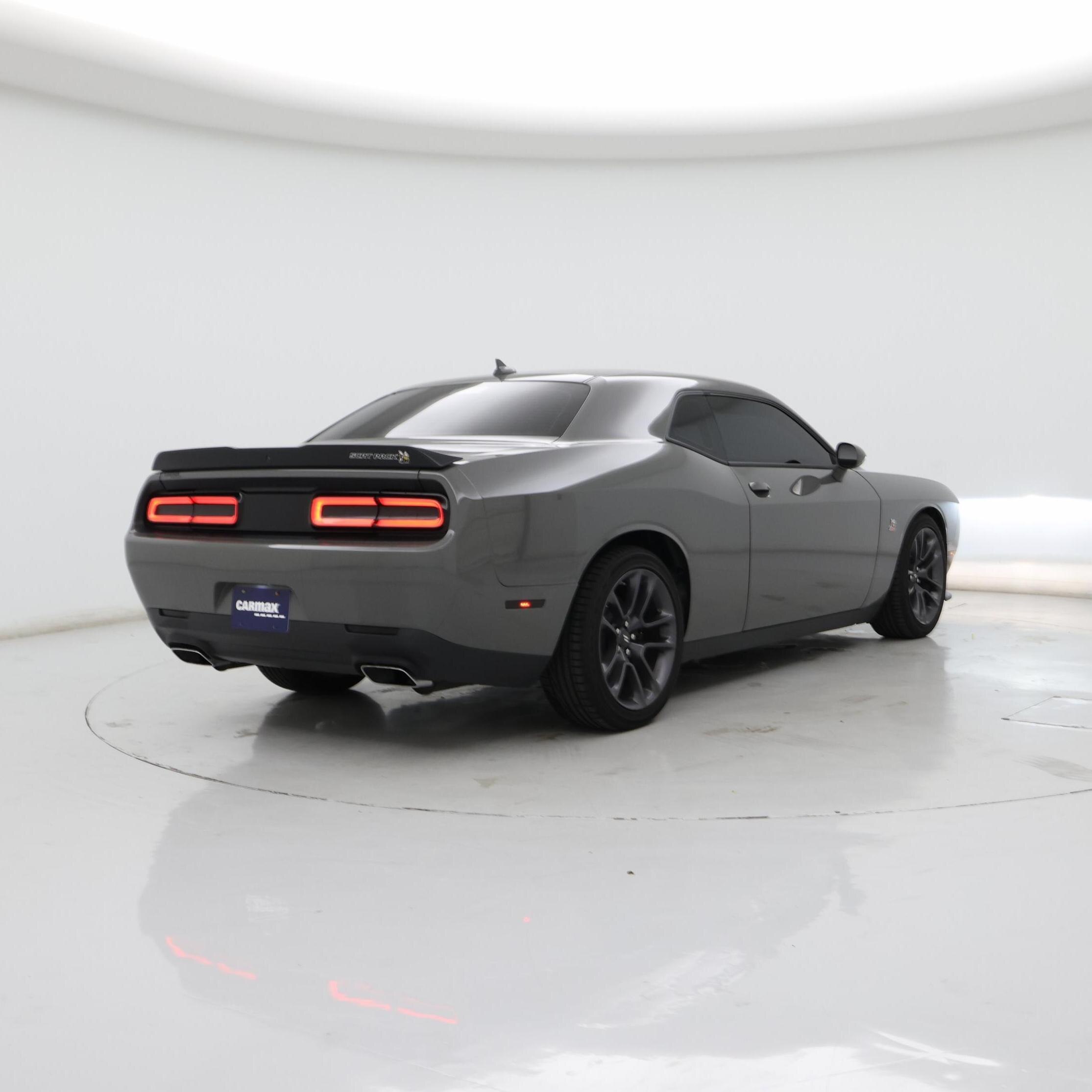Thumbnail: 2023 Dodge Challenger - 8