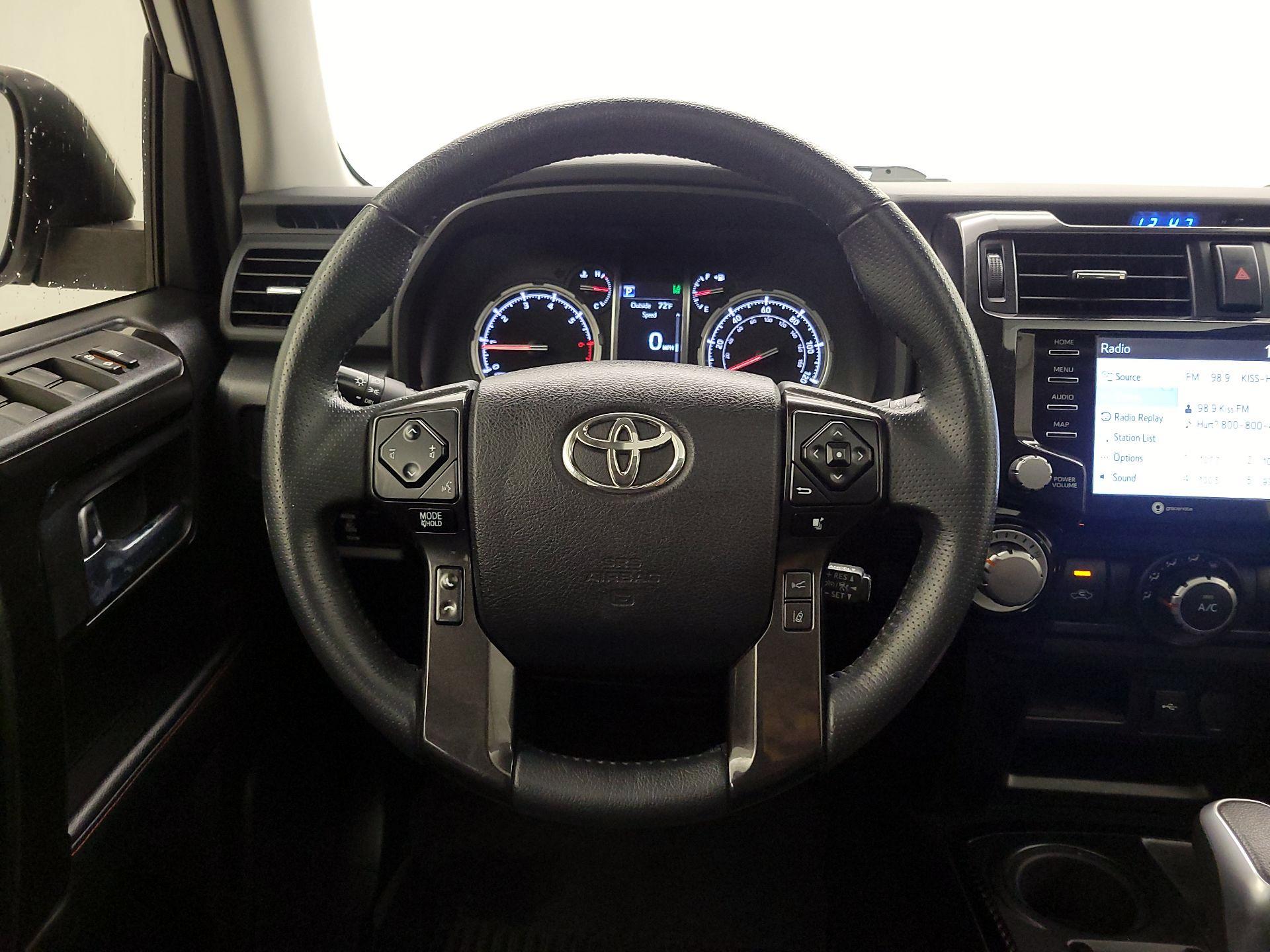 Thumbnail: 2021 Toyota 4Runner - 10