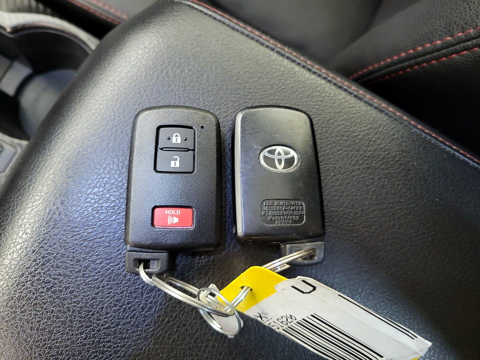 Thumbnail: 2021 Toyota 4Runner - 20