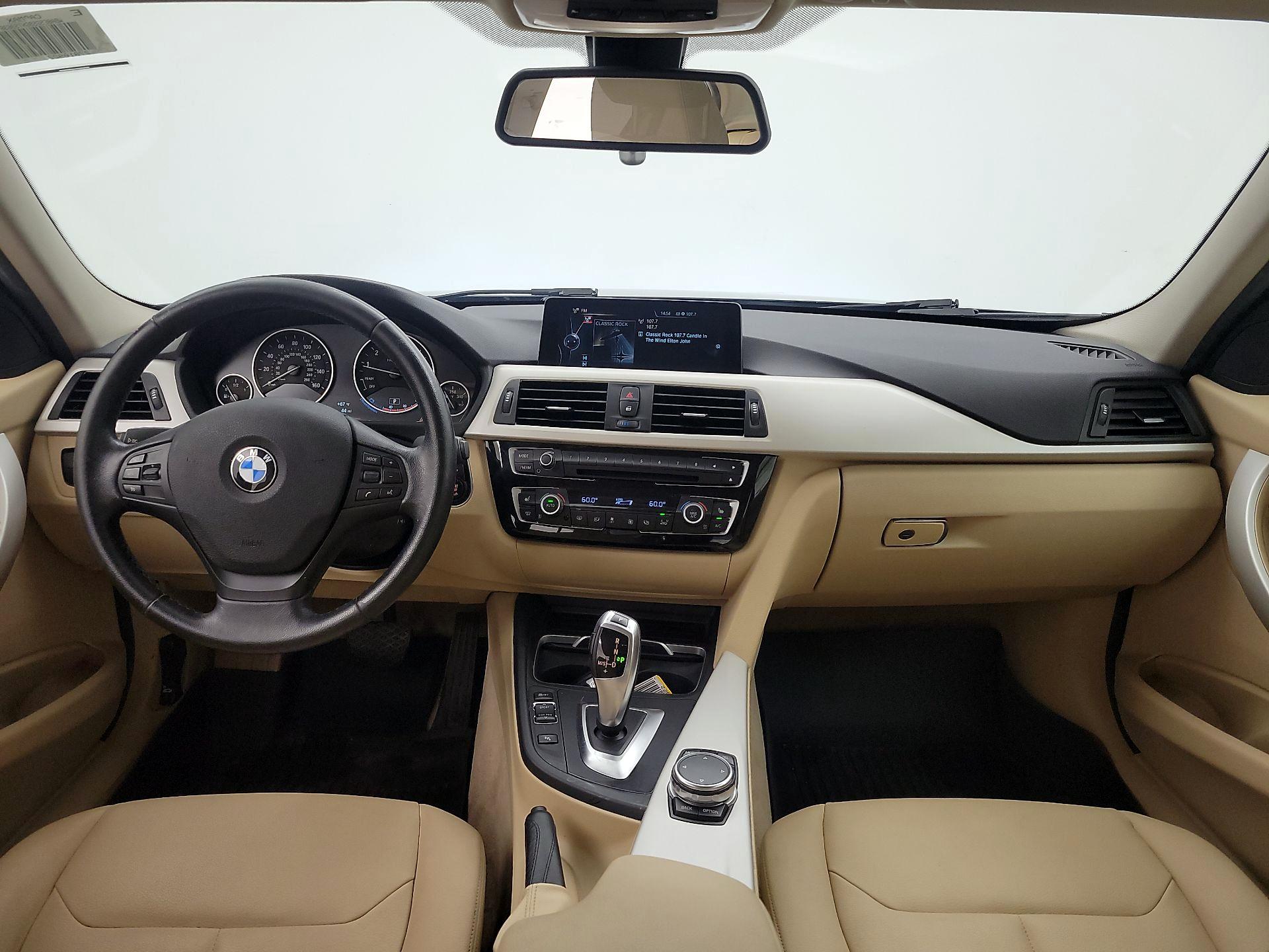 Thumbnail: 2016 BMW 3 Series - 9
