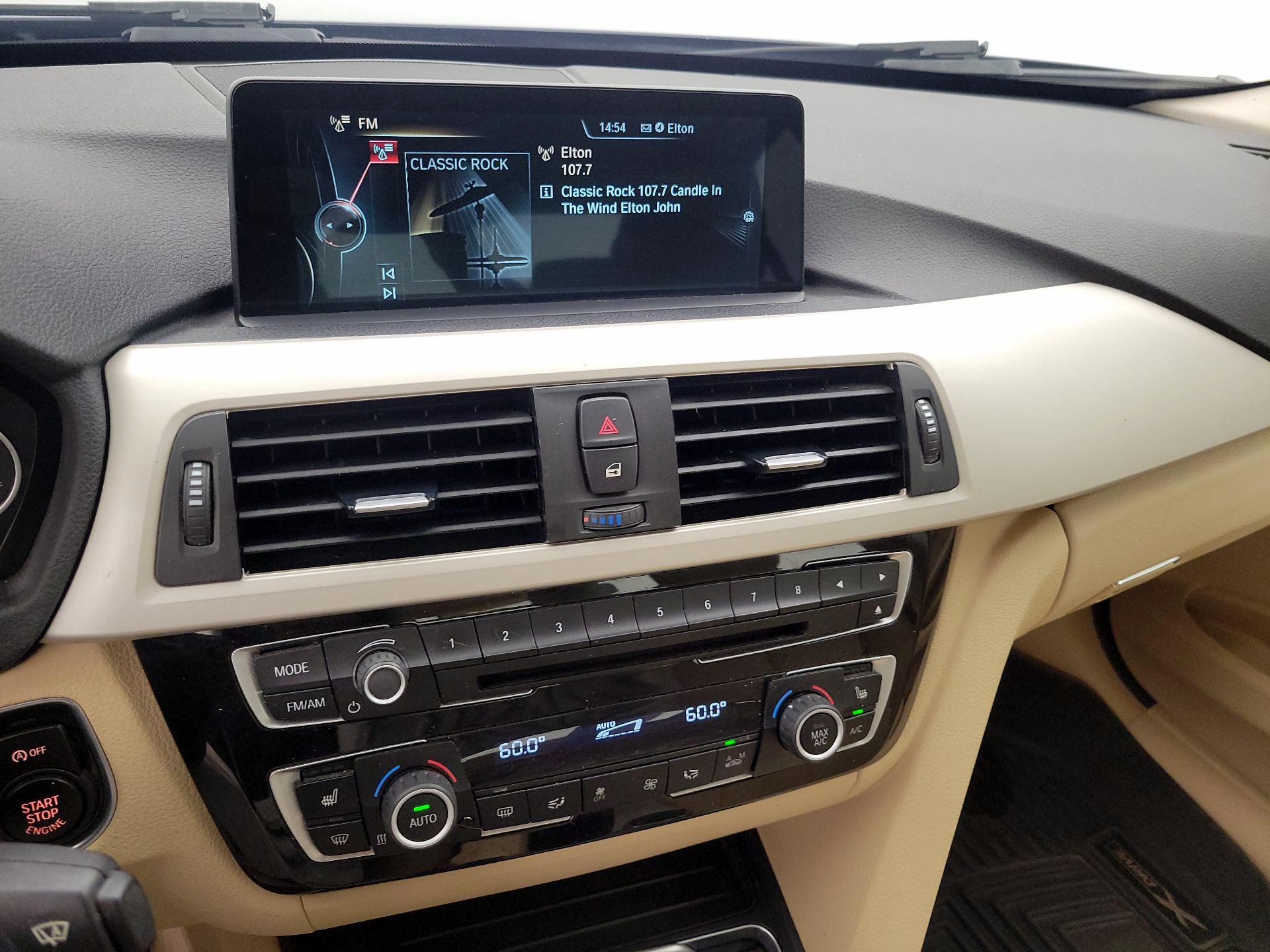 Thumbnail: 2016 BMW 3 Series - 13