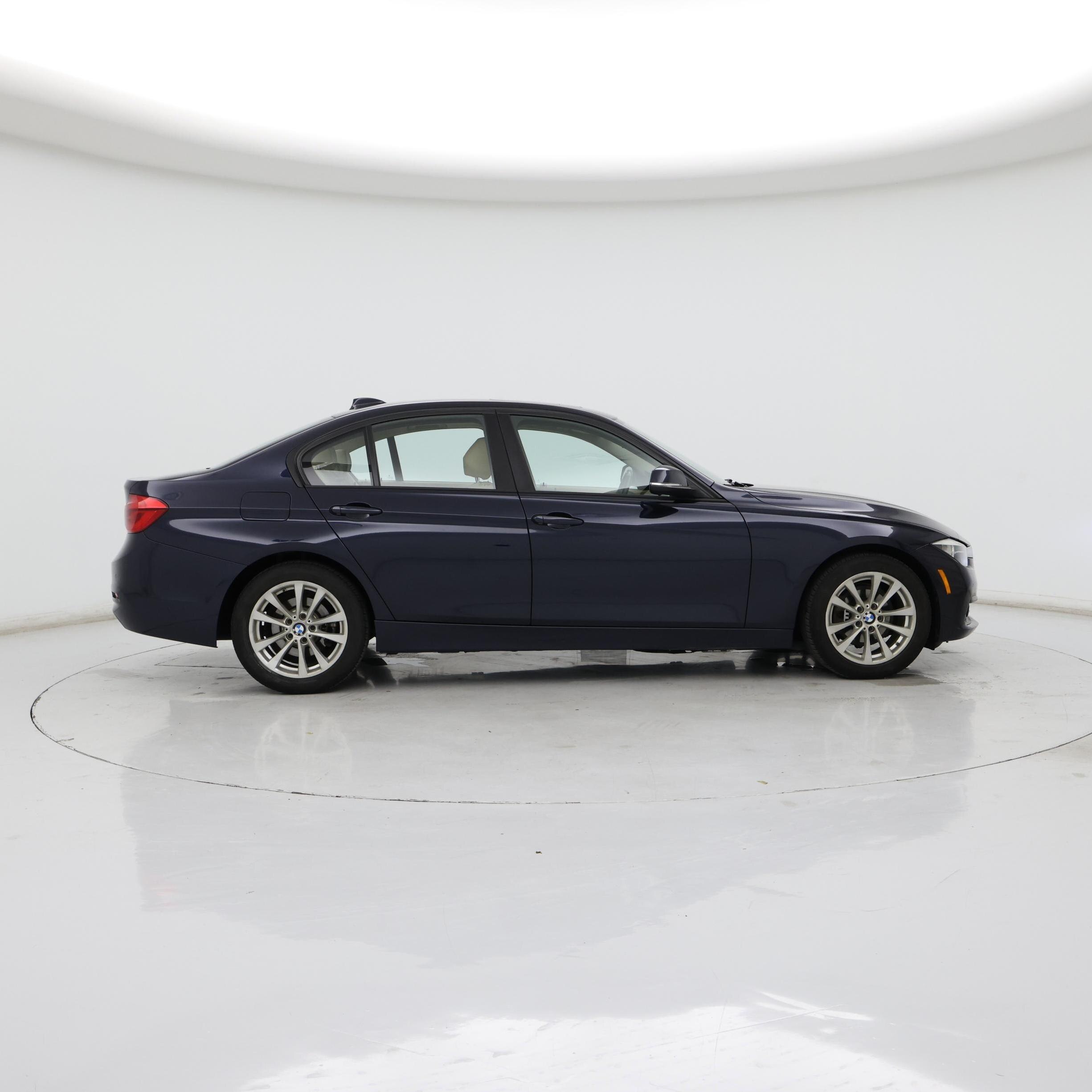Thumbnail: 2016 BMW 3 Series - 7