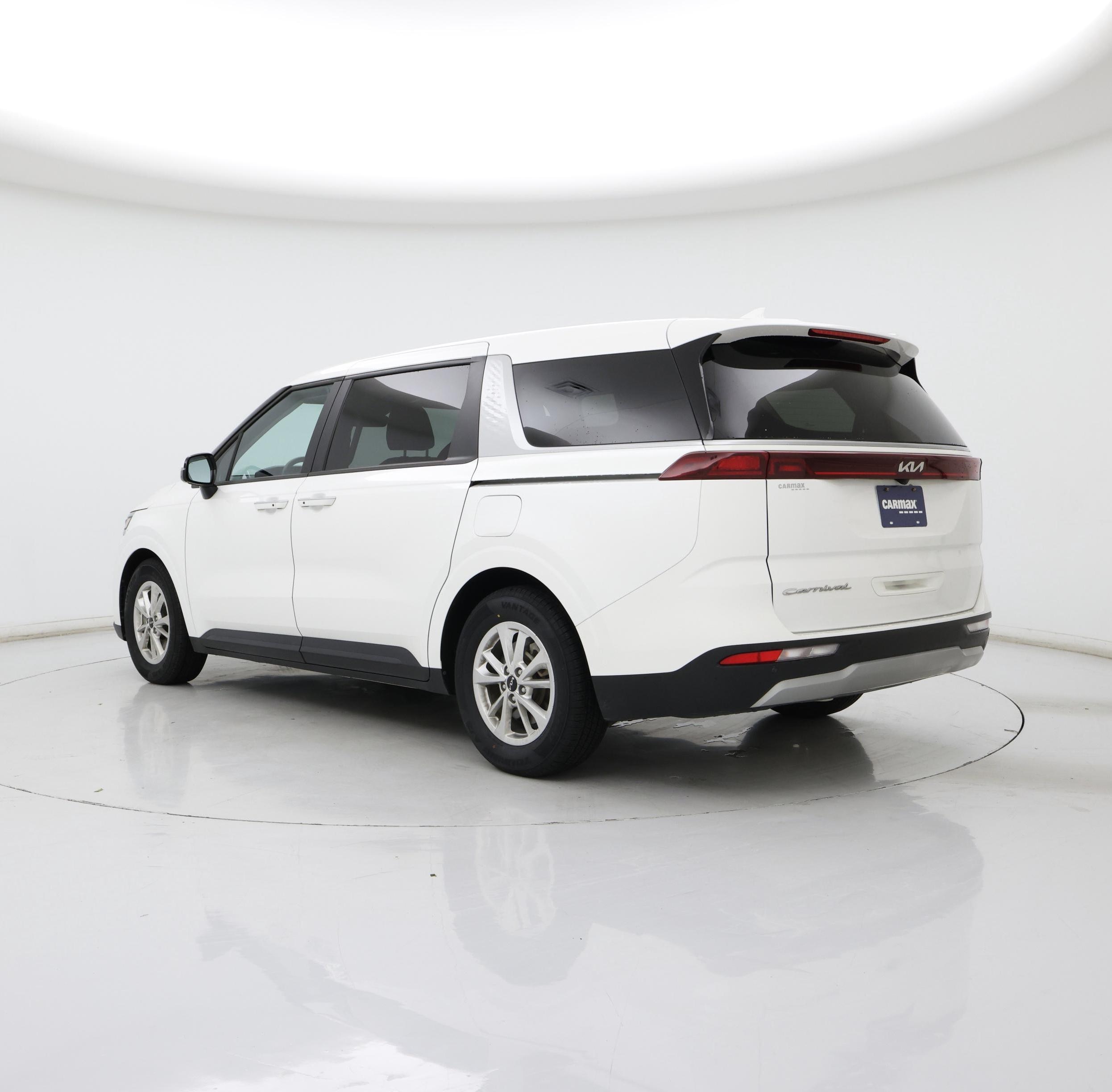 Thumbnail: 2022 Kia Carnival - 2