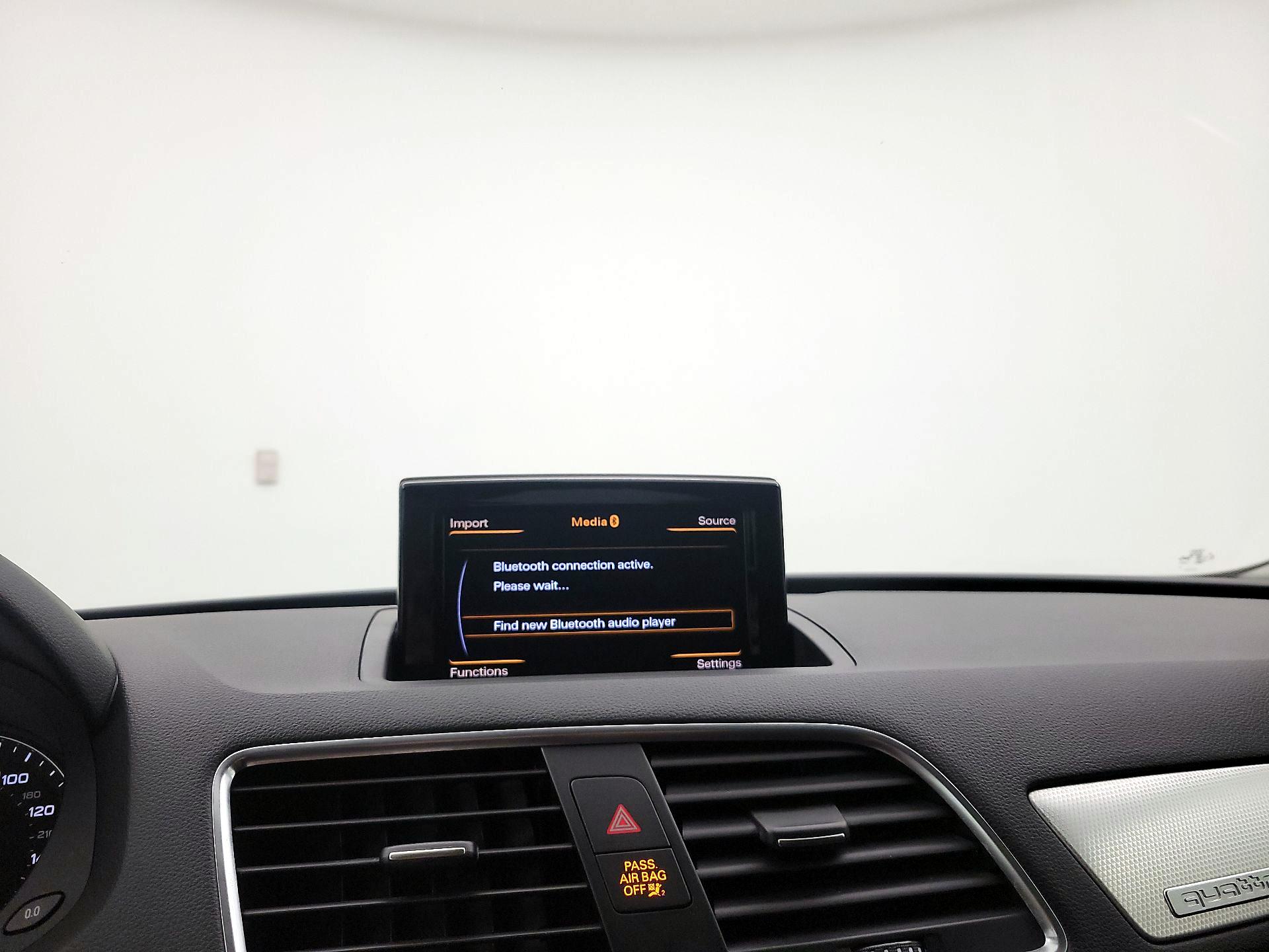 Thumbnail: 2015 Audi Q3 - 13