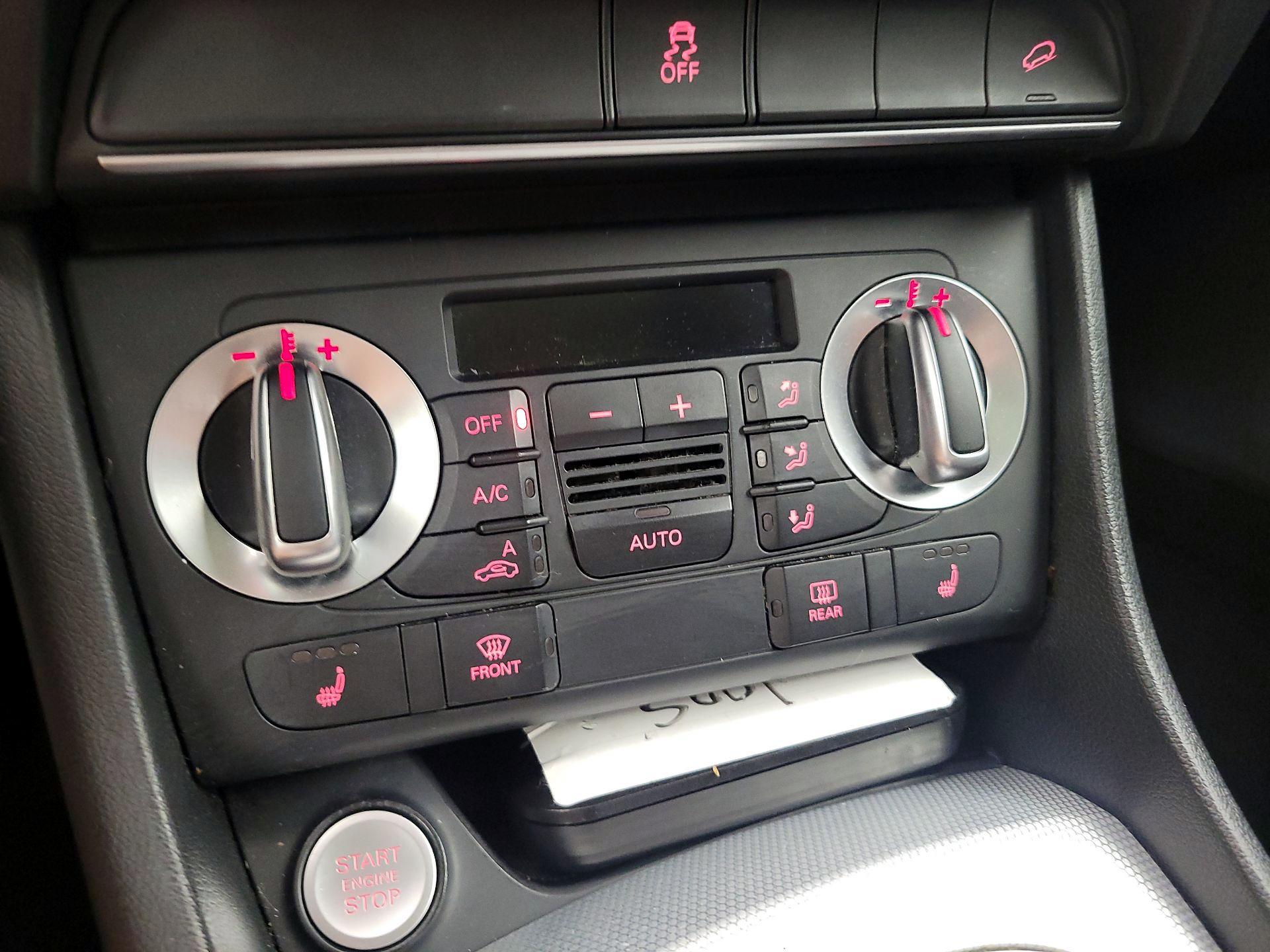 Thumbnail: 2015 Audi Q3 - 14