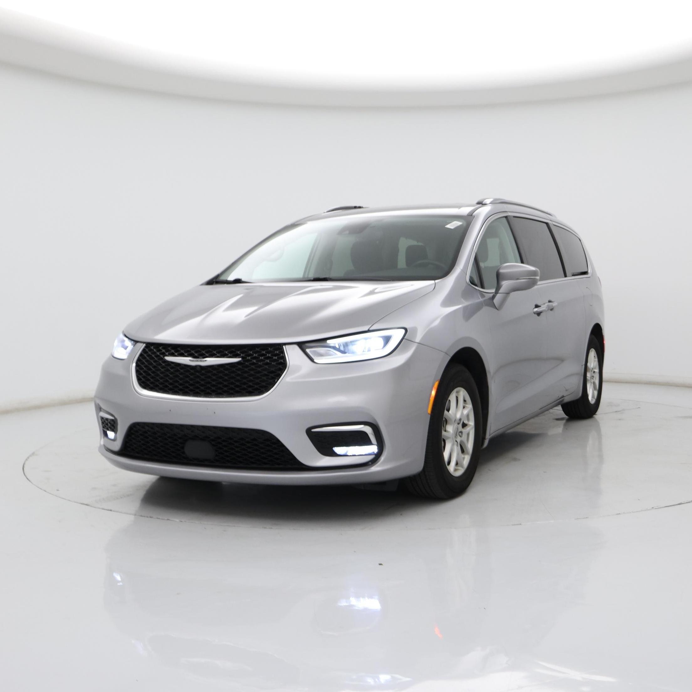 Thumbnail: 2021 Chrysler Pacifica - 4