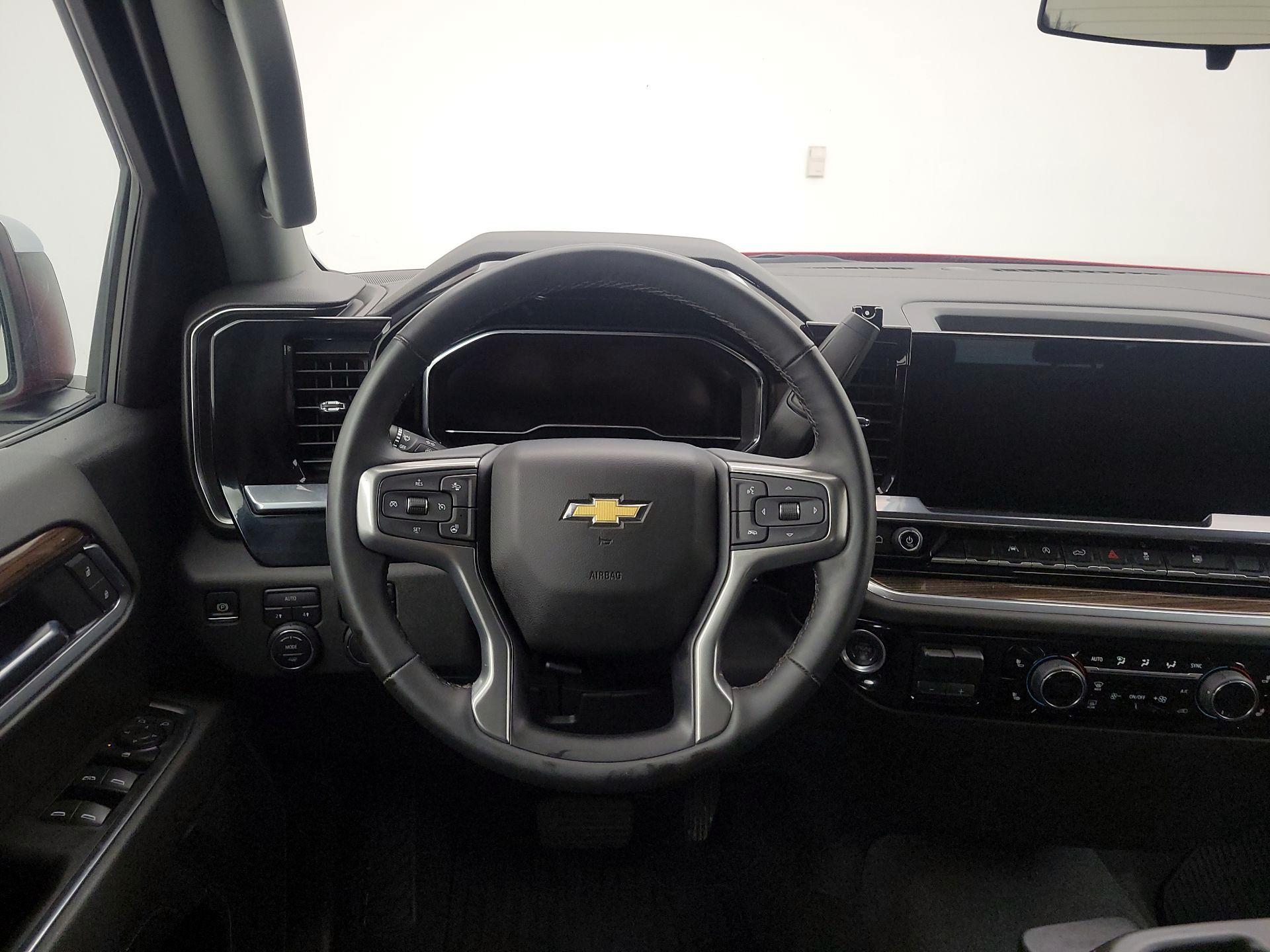 Thumbnail: 2025 Chevrolet Silverado 1500 - 10