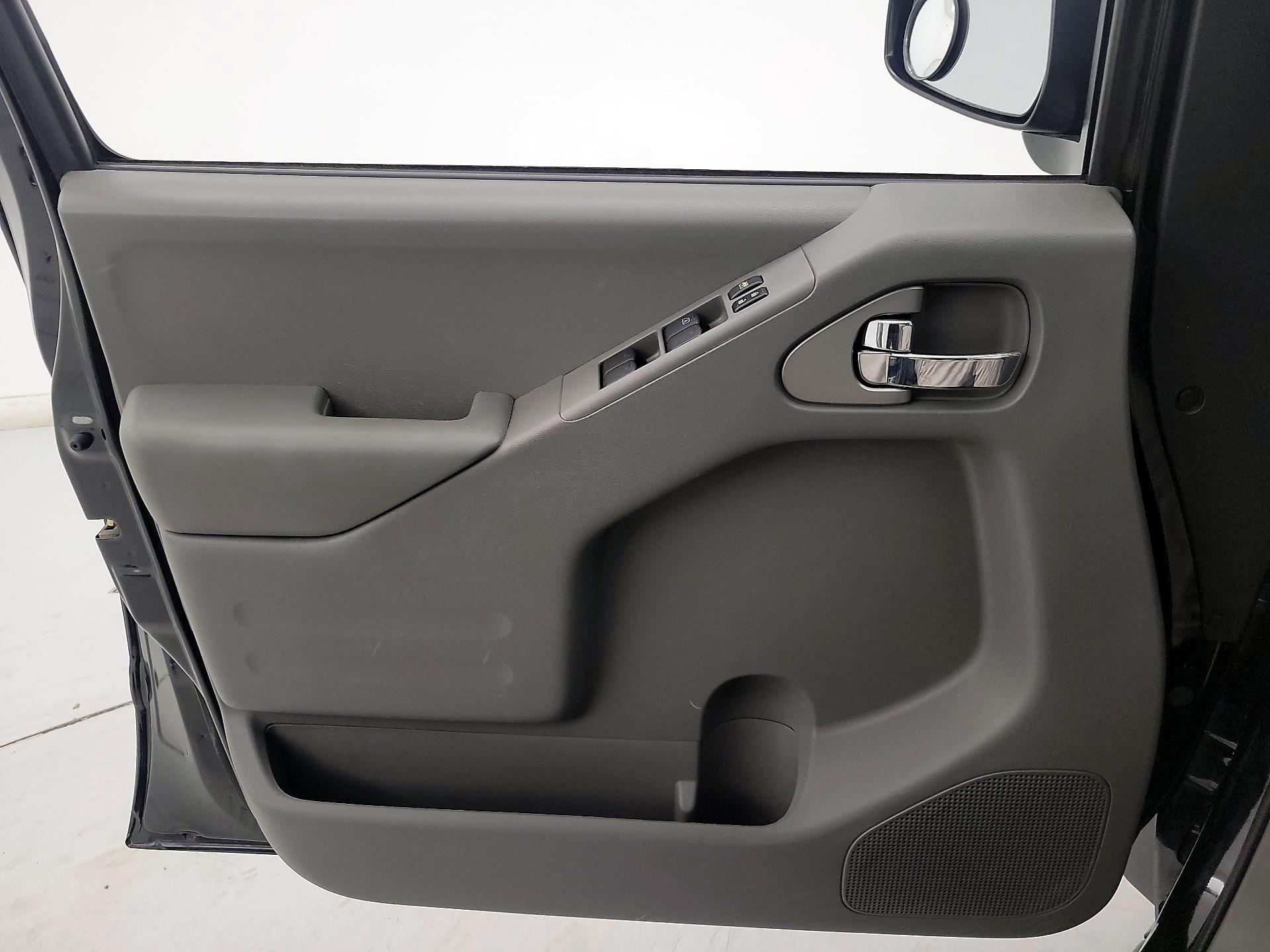 Thumbnail: 2017 Nissan Frontier - 12