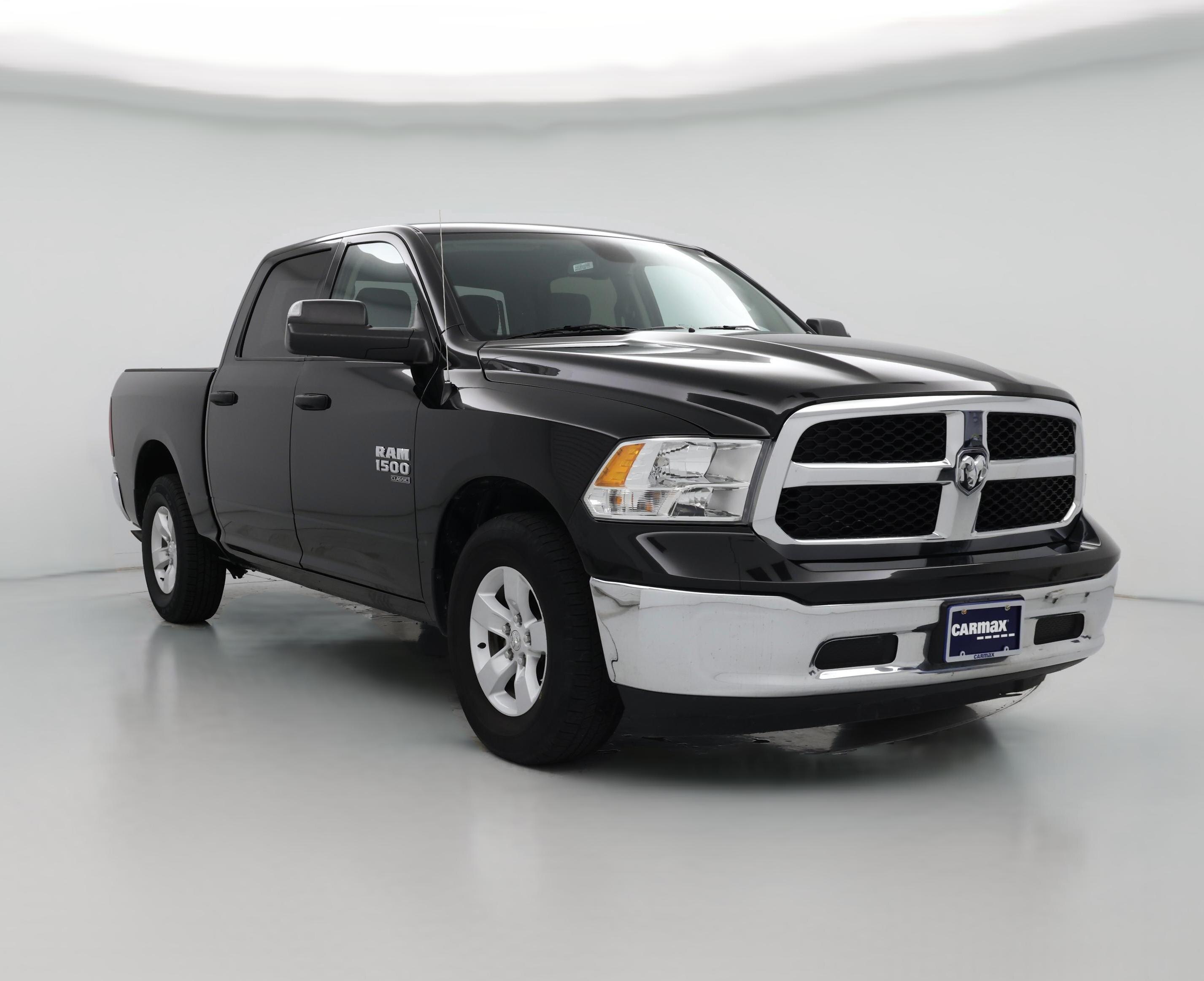 Thumbnail: 2023 RAM 1500 Classic - 1