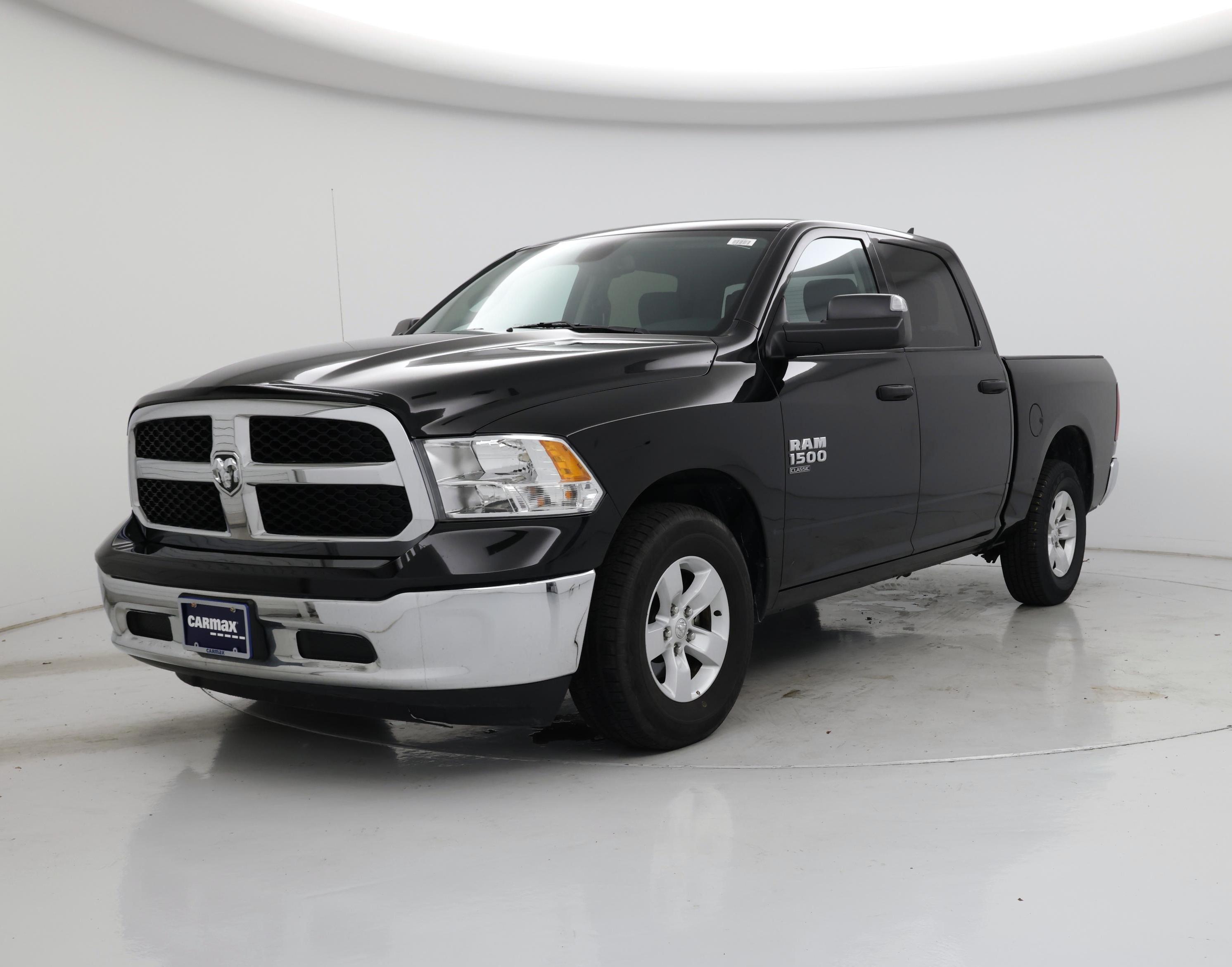 Thumbnail: 2023 RAM 1500 Classic - 4