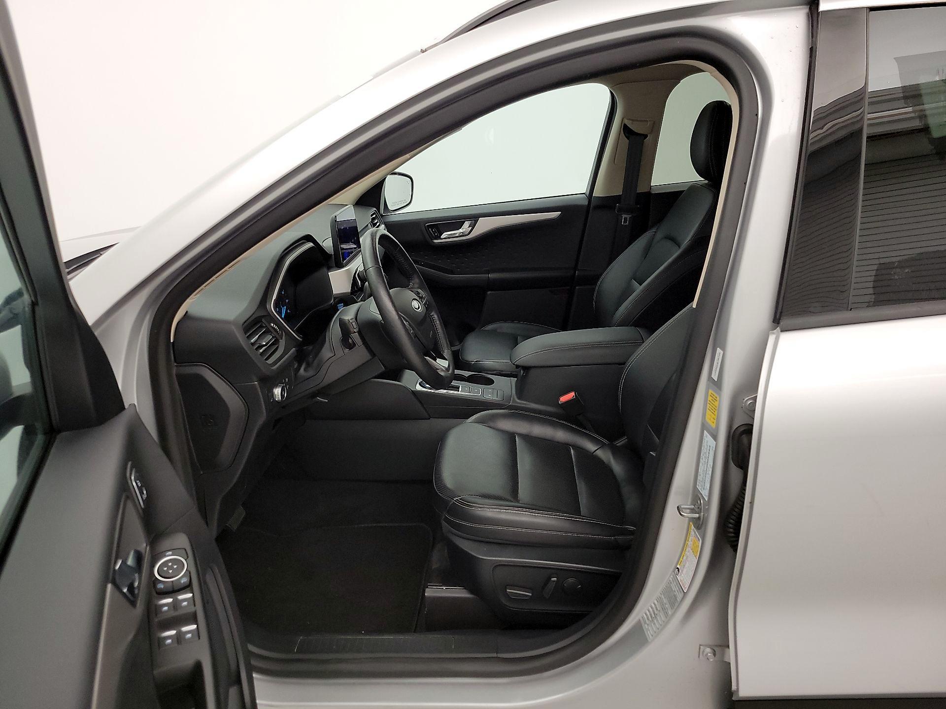 Thumbnail: 2020 Ford Escape - 11