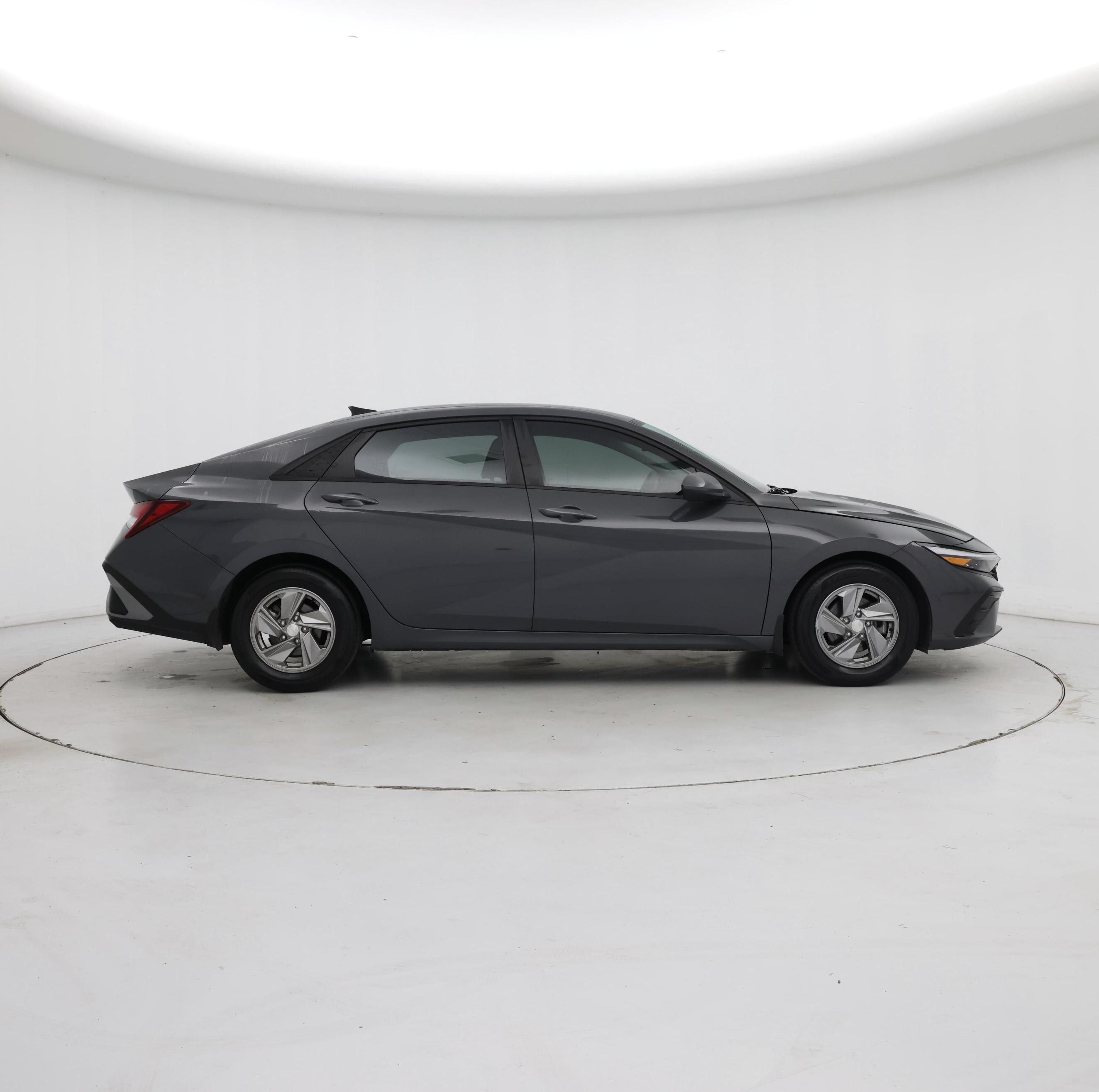 Thumbnail: 2024 Hyundai Elantra - 7