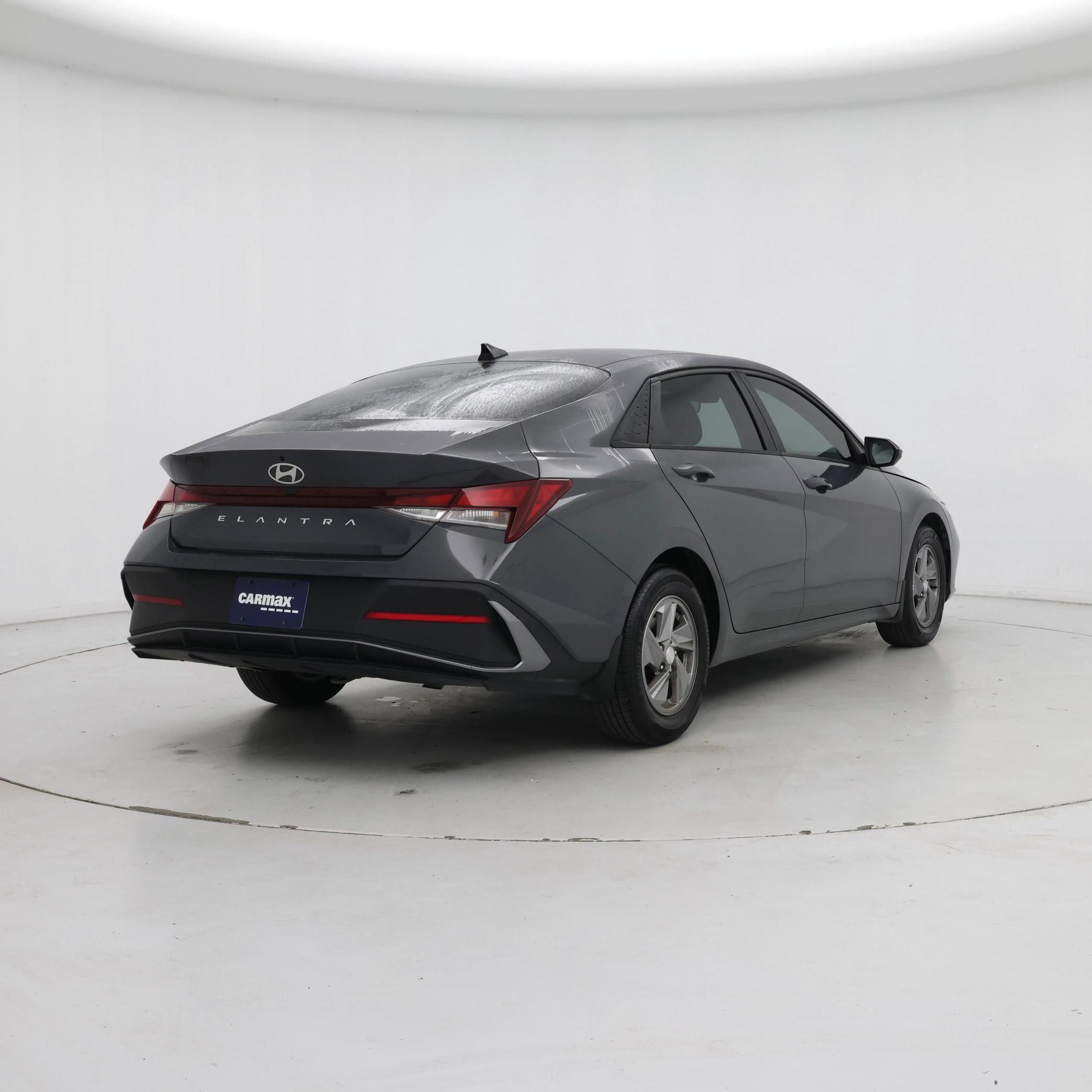 Thumbnail: 2024 Hyundai Elantra - 8