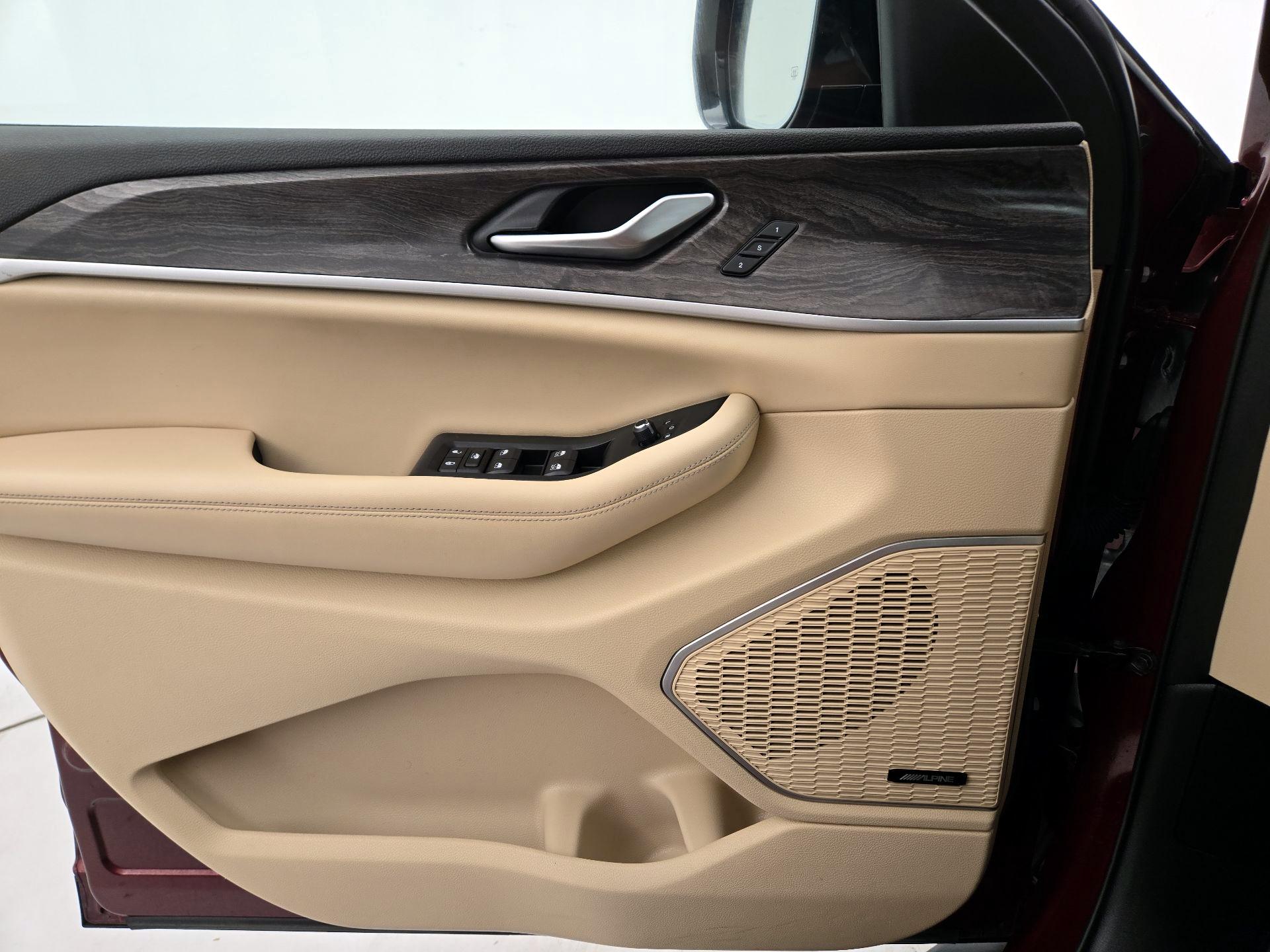 Thumbnail: 2023 Jeep Grand Cherokee L - 12