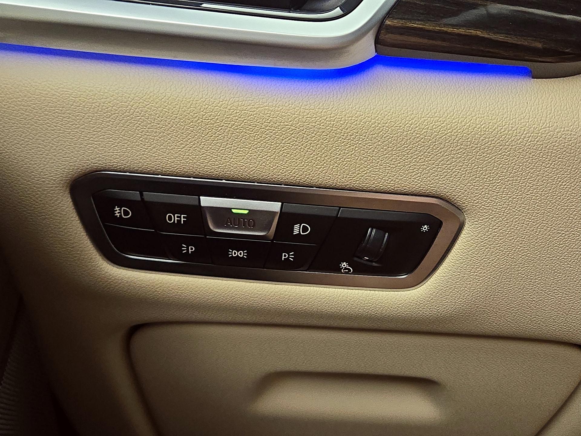 Thumbnail: 2021 BMW X5 - 13