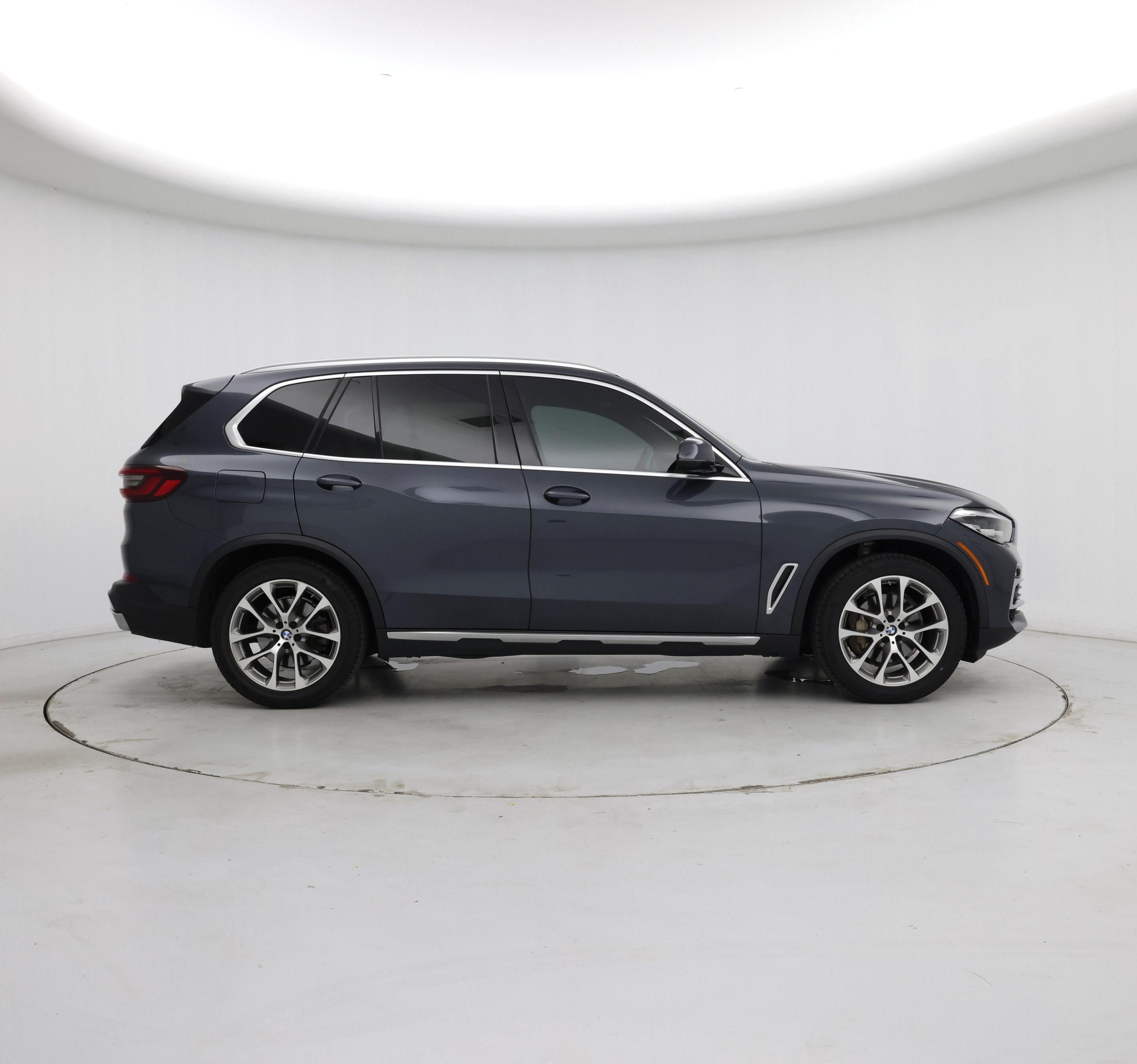 Thumbnail: 2021 BMW X5 - 7