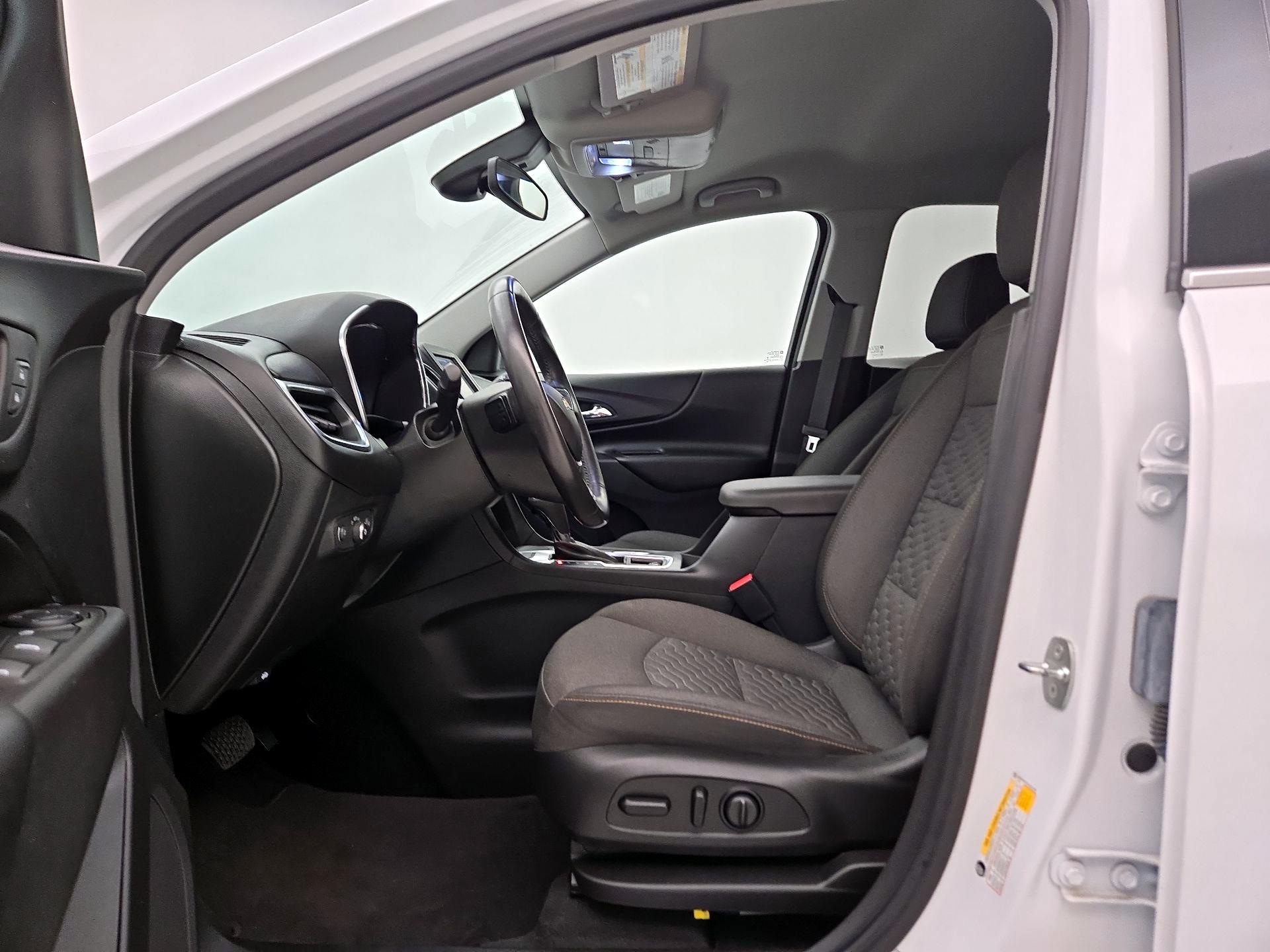 Thumbnail: 2020 Chevrolet Equinox - 11
