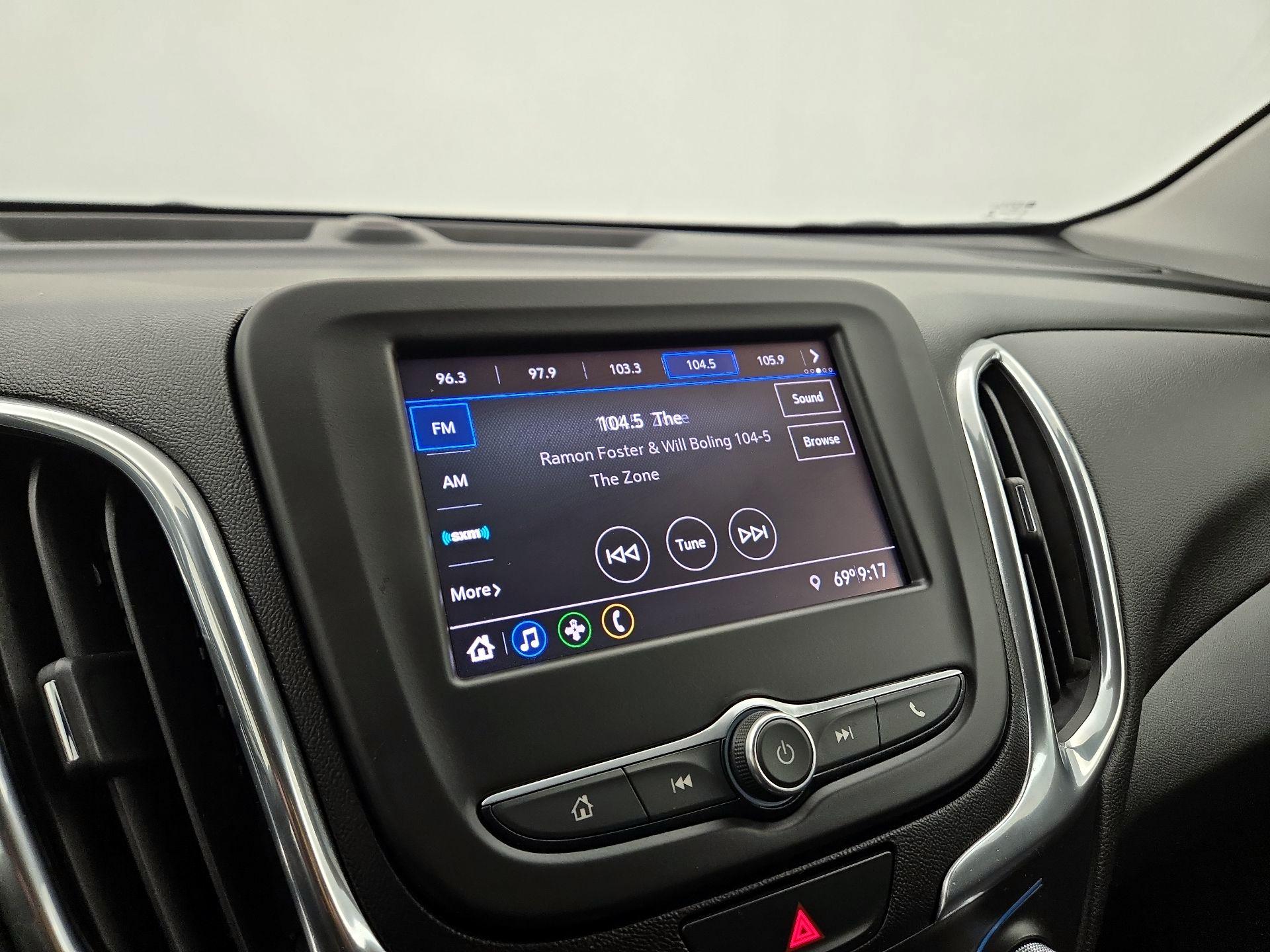 Thumbnail: 2020 Chevrolet Equinox - 15