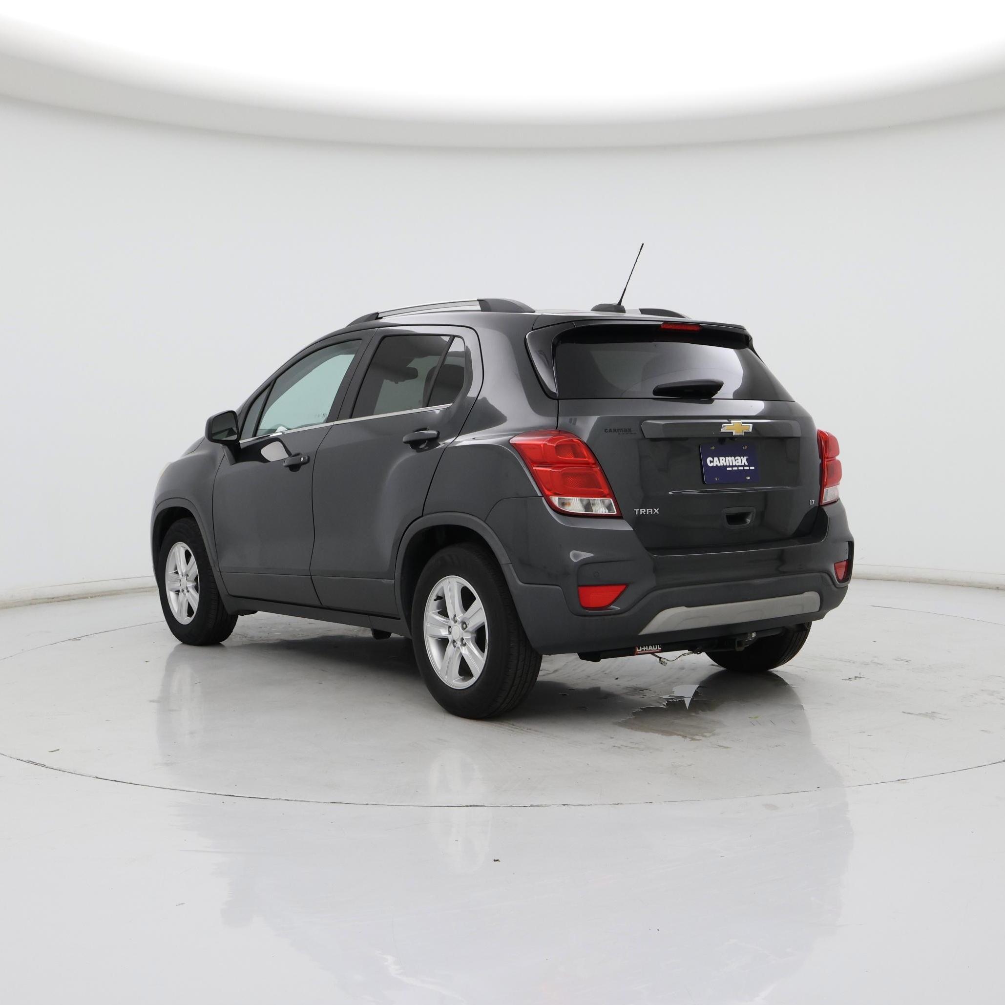 Thumbnail: 2017 Chevrolet Trax - 2