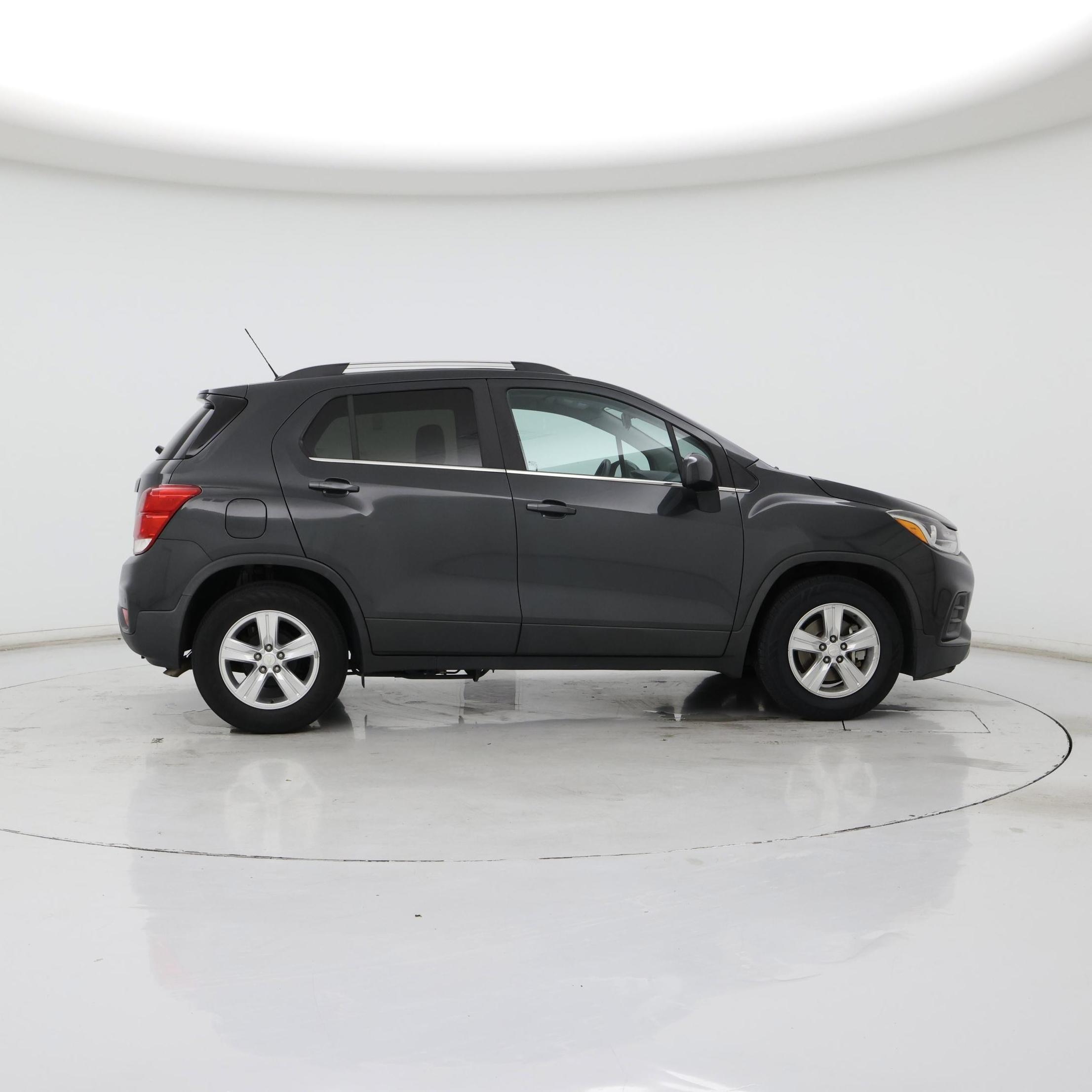 Thumbnail: 2017 Chevrolet Trax - 7