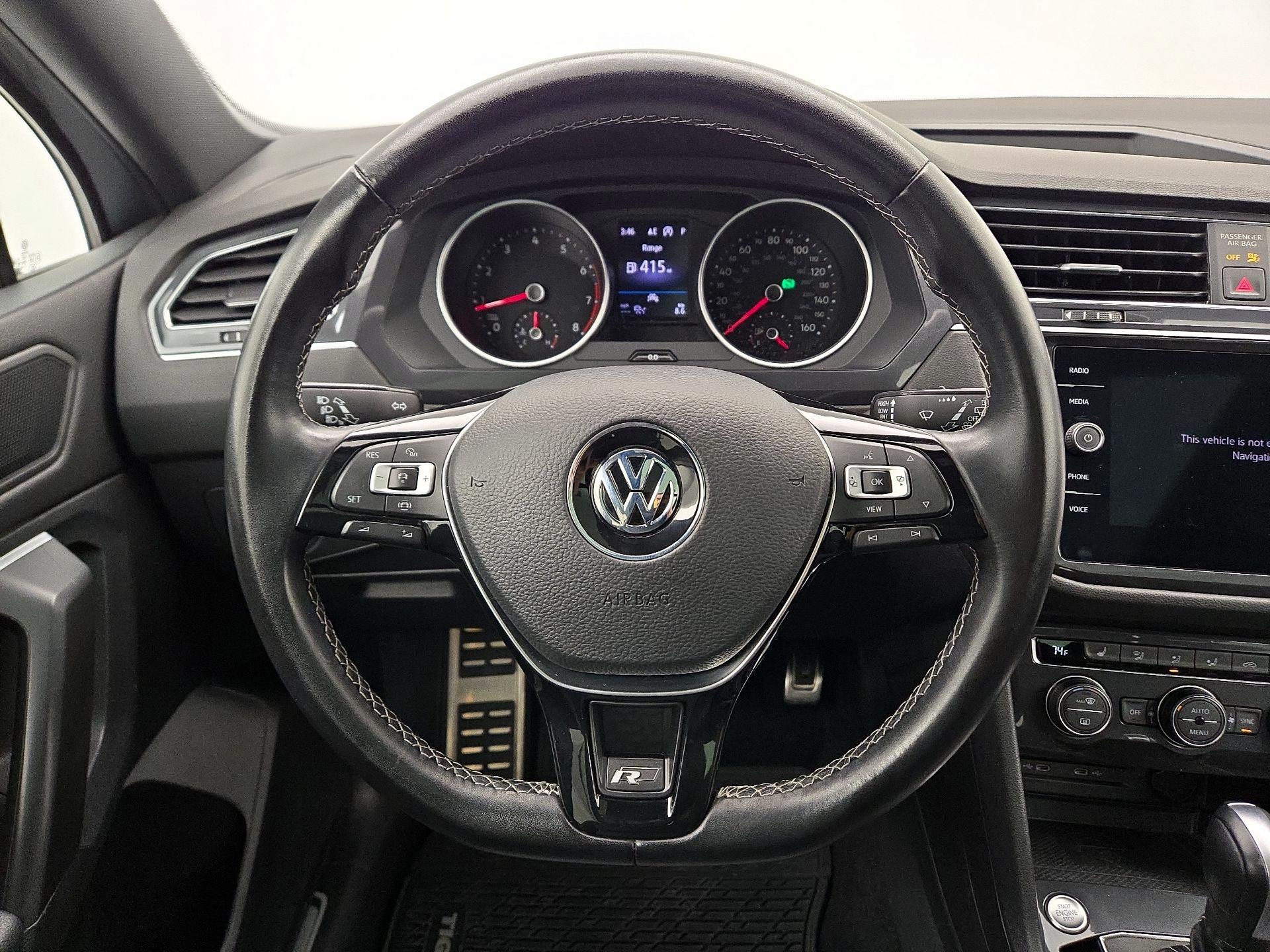 Thumbnail: 2021 Volkswagen Tiguan - 10