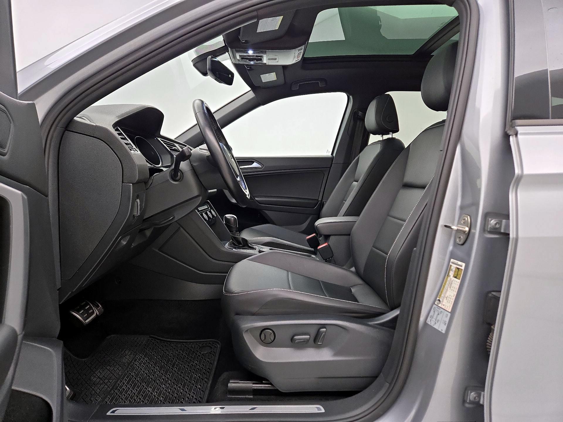 Thumbnail: 2021 Volkswagen Tiguan - 11