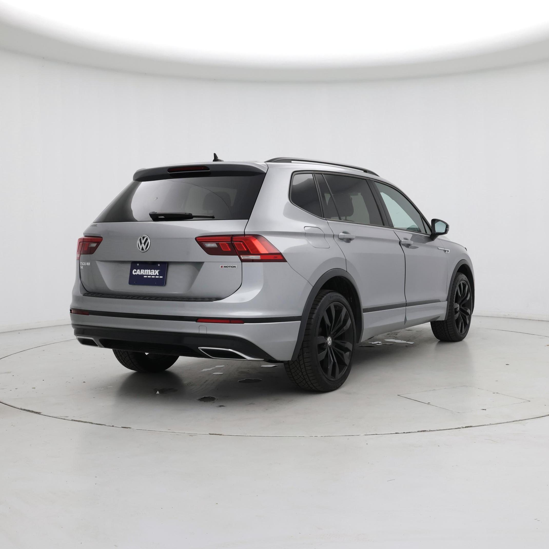 Thumbnail: 2021 Volkswagen Tiguan - 8
