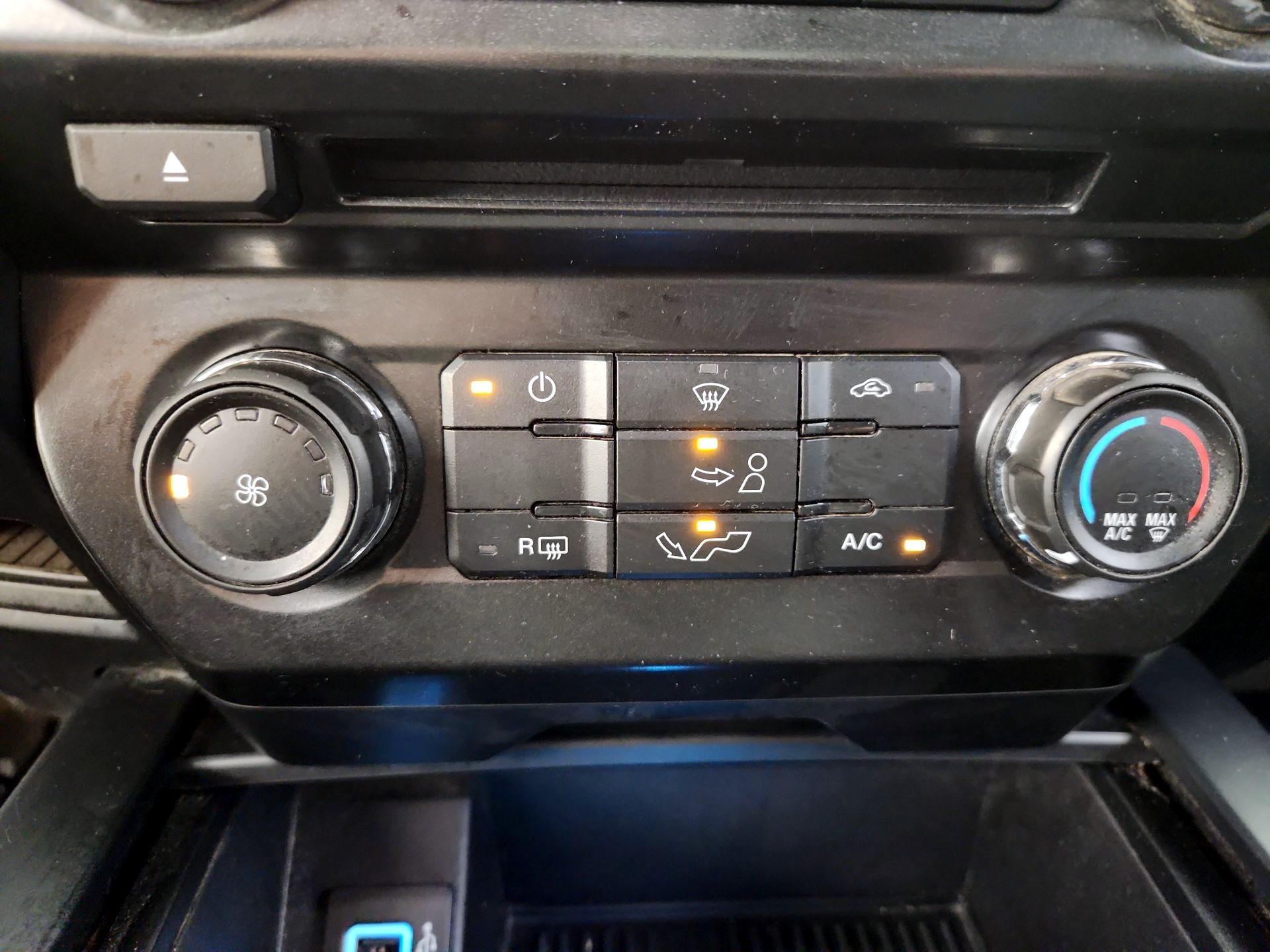 Thumbnail: 2017 Ford F-150 - 15