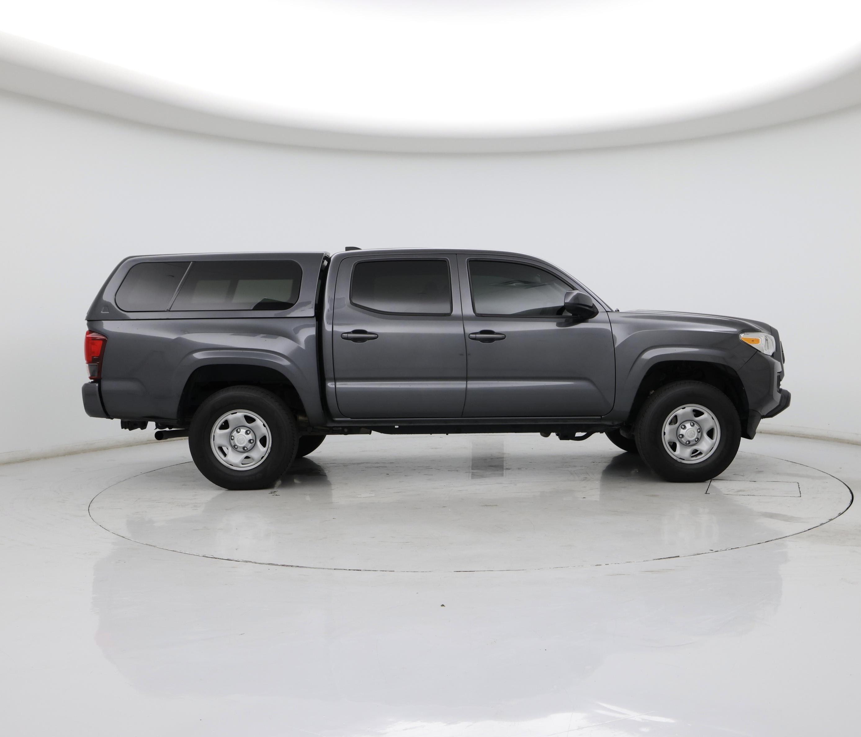 Thumbnail: 2021 Toyota Tacoma - 7
