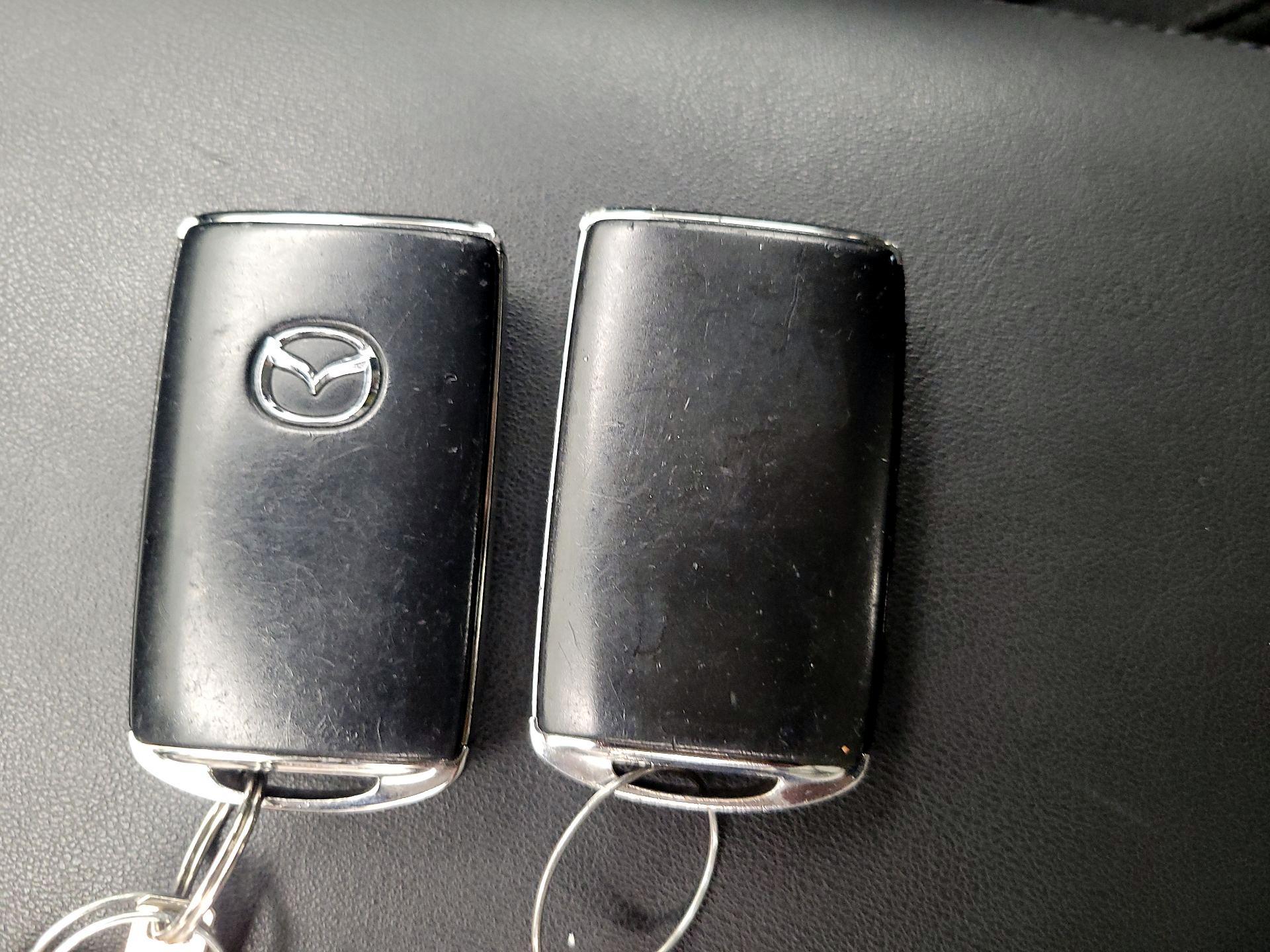 Thumbnail: 2021 Mazda Mazda3 - 19