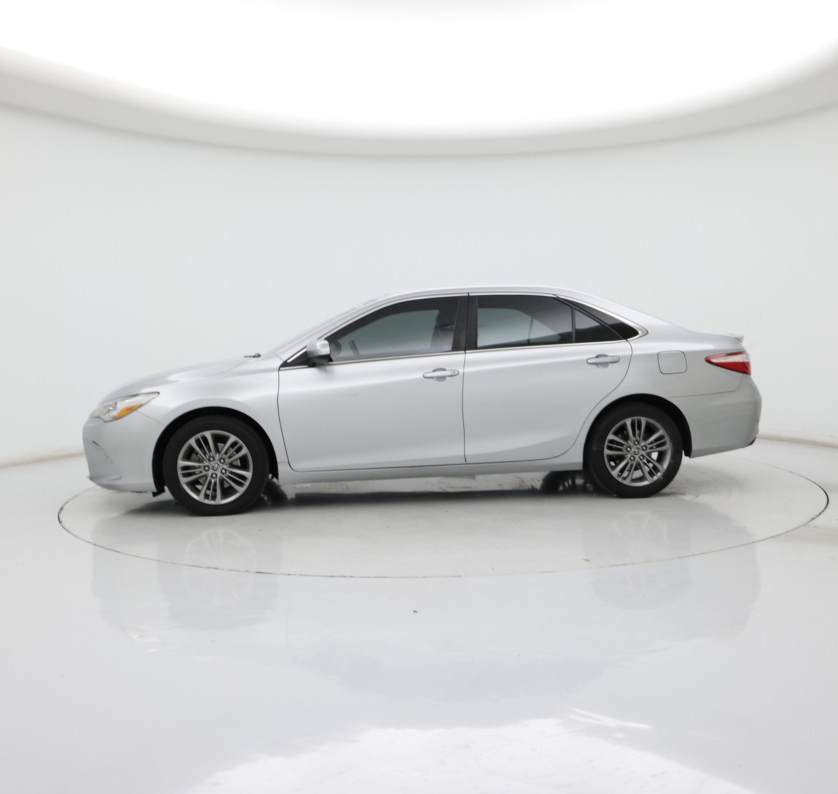 Thumbnail: 2015 Toyota Camry - 3