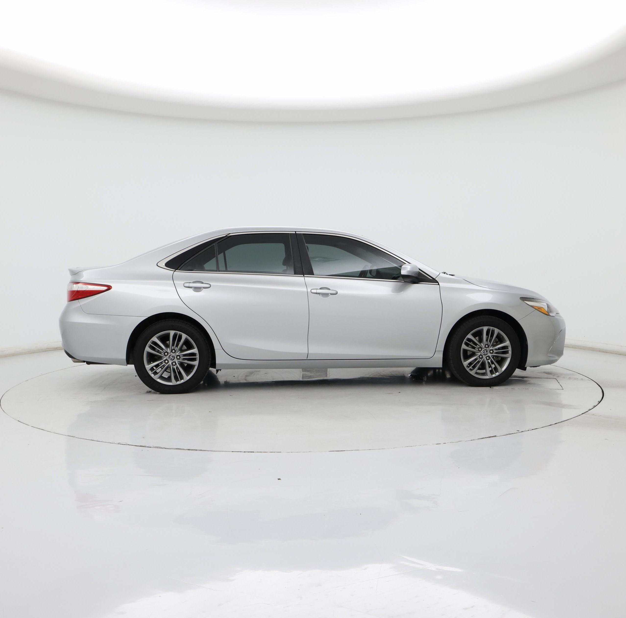 Thumbnail: 2015 Toyota Camry - 7