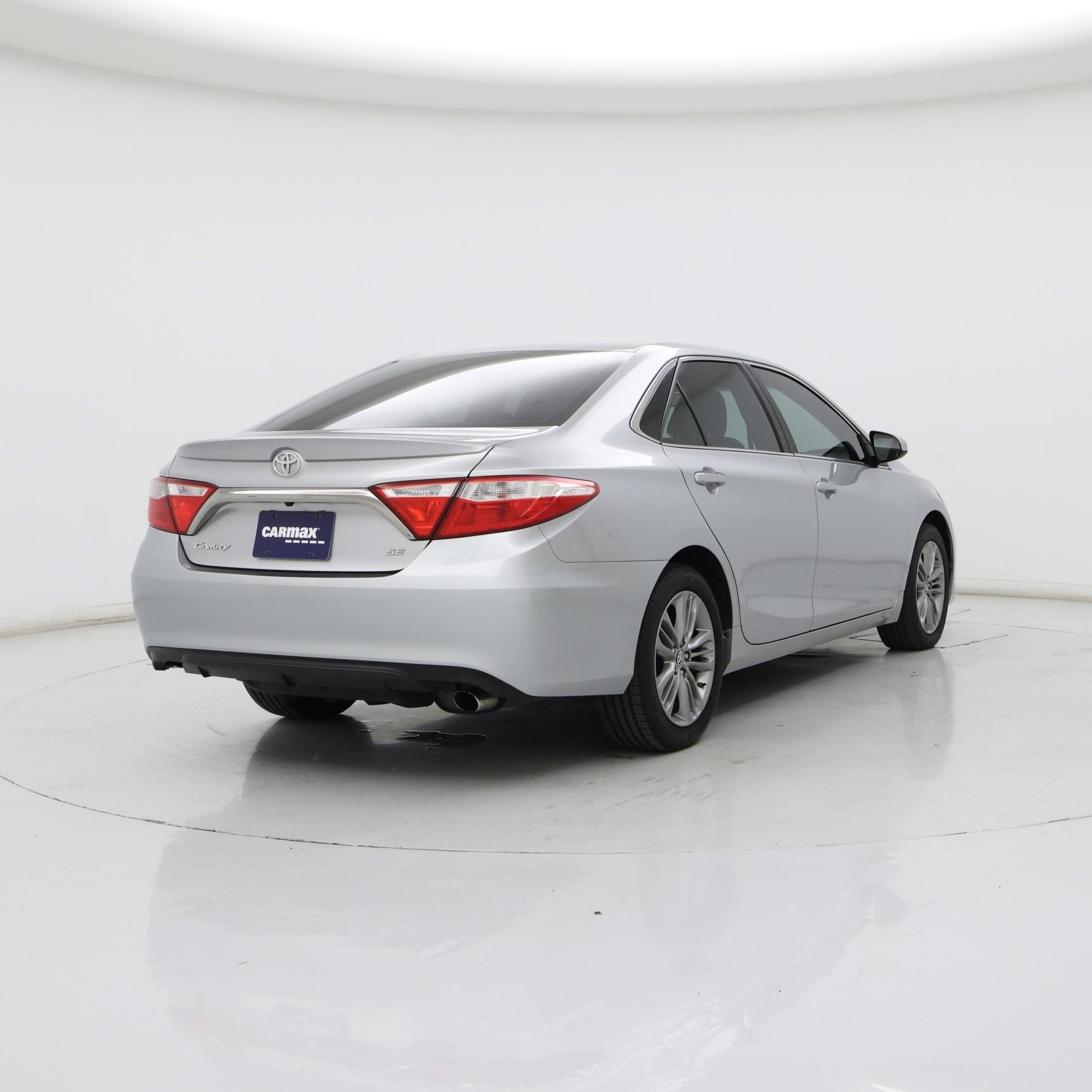 Thumbnail: 2015 Toyota Camry - 8