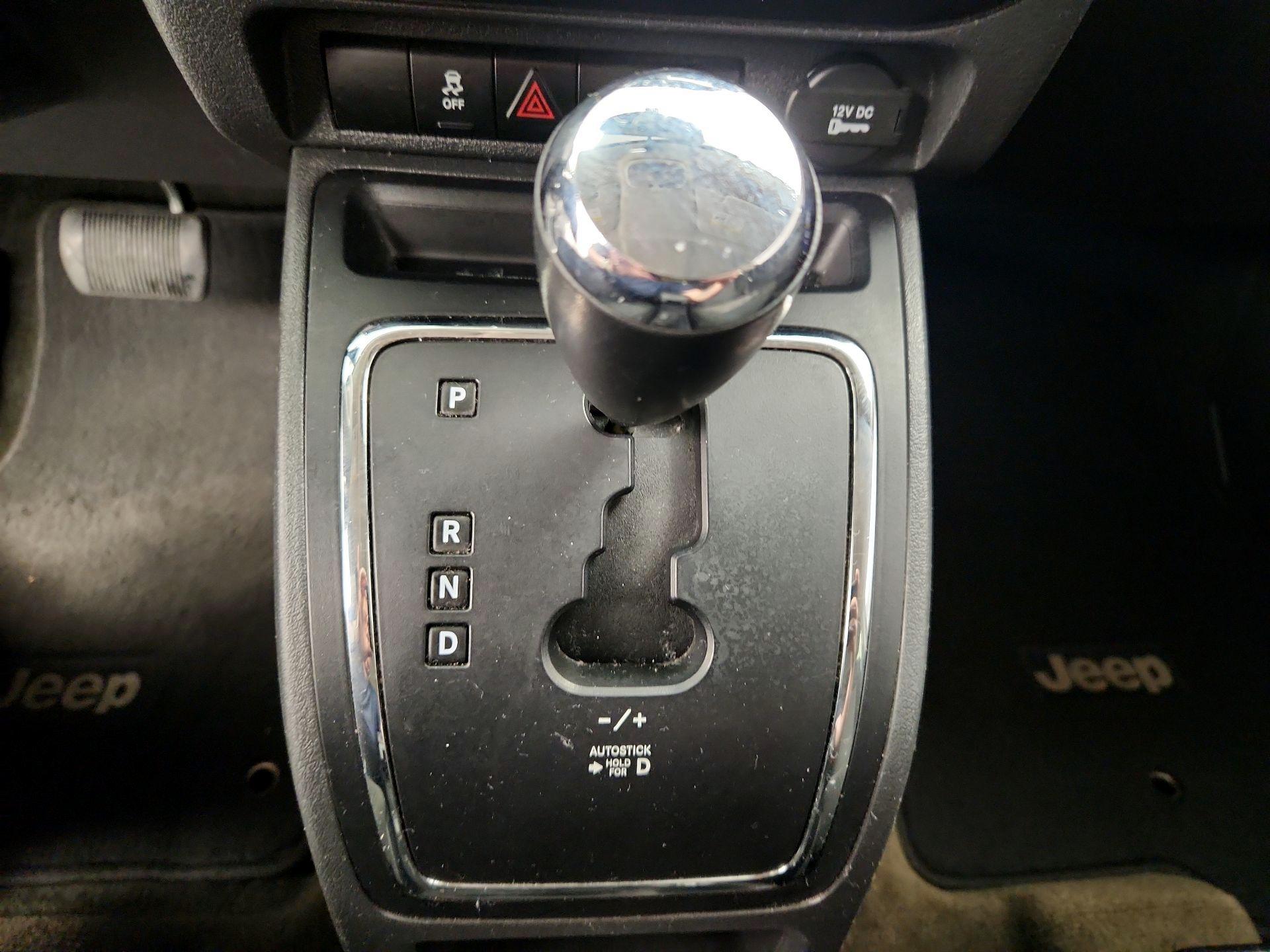 Thumbnail: 2017 Jeep Compass - 15
